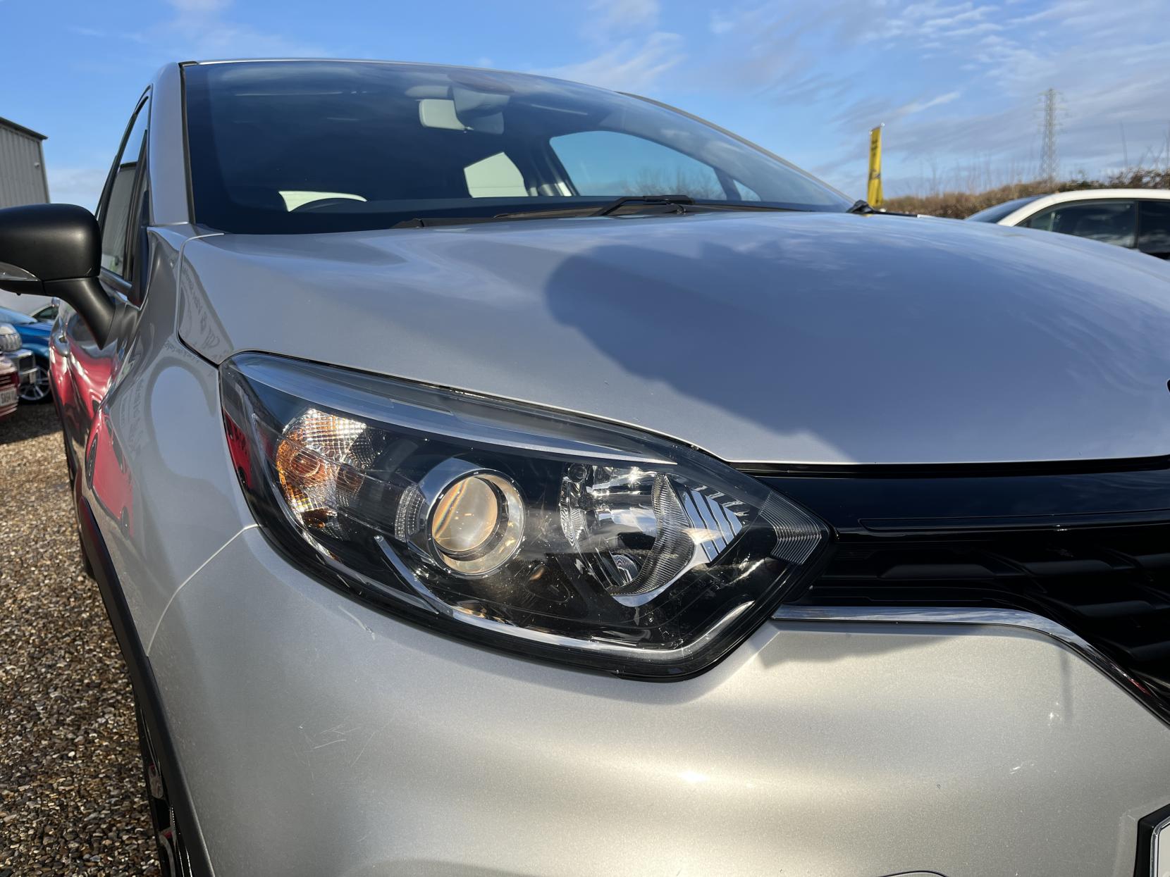 Renault Captur 1.5 dCi ENERGY Dynamique Nav SUV 5dr Diesel Manual Euro 6 (s/s) (90 ps)