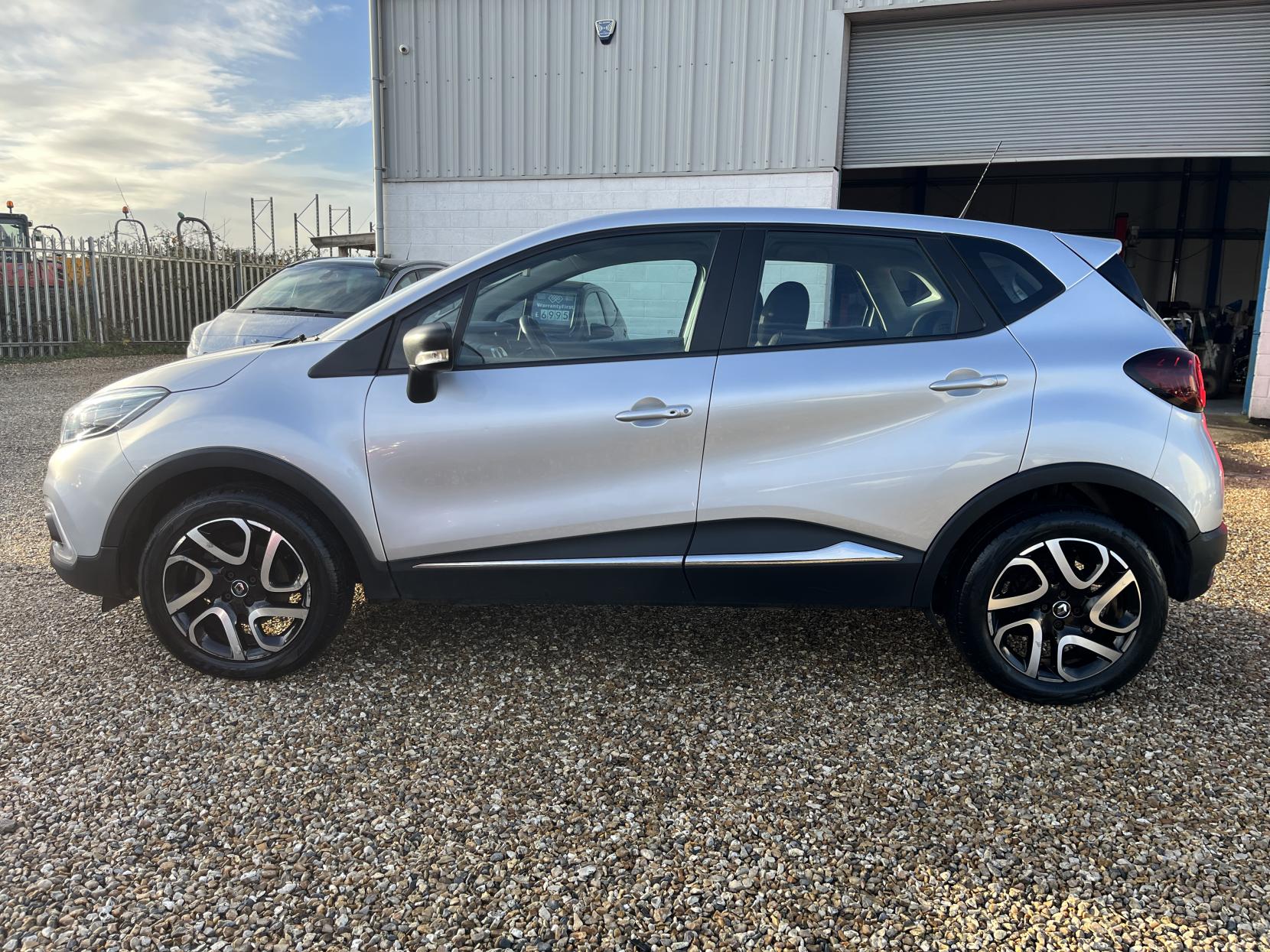 Renault Captur 1.5 dCi ENERGY Dynamique Nav SUV 5dr Diesel Manual Euro 6 (s/s) (90 ps)