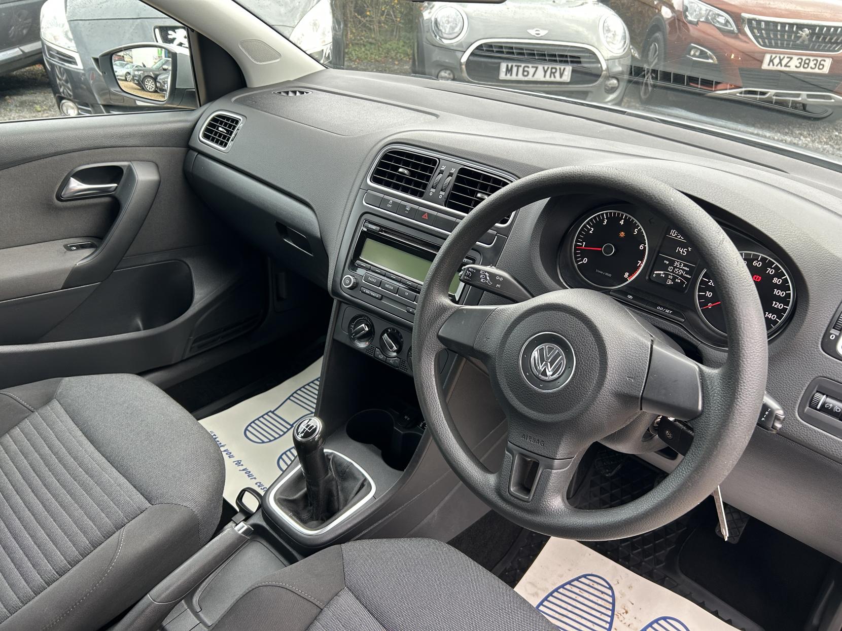 Volkswagen Polo 1.4 SE Hatchback 5dr Petrol Manual Euro 5 (85 ps)