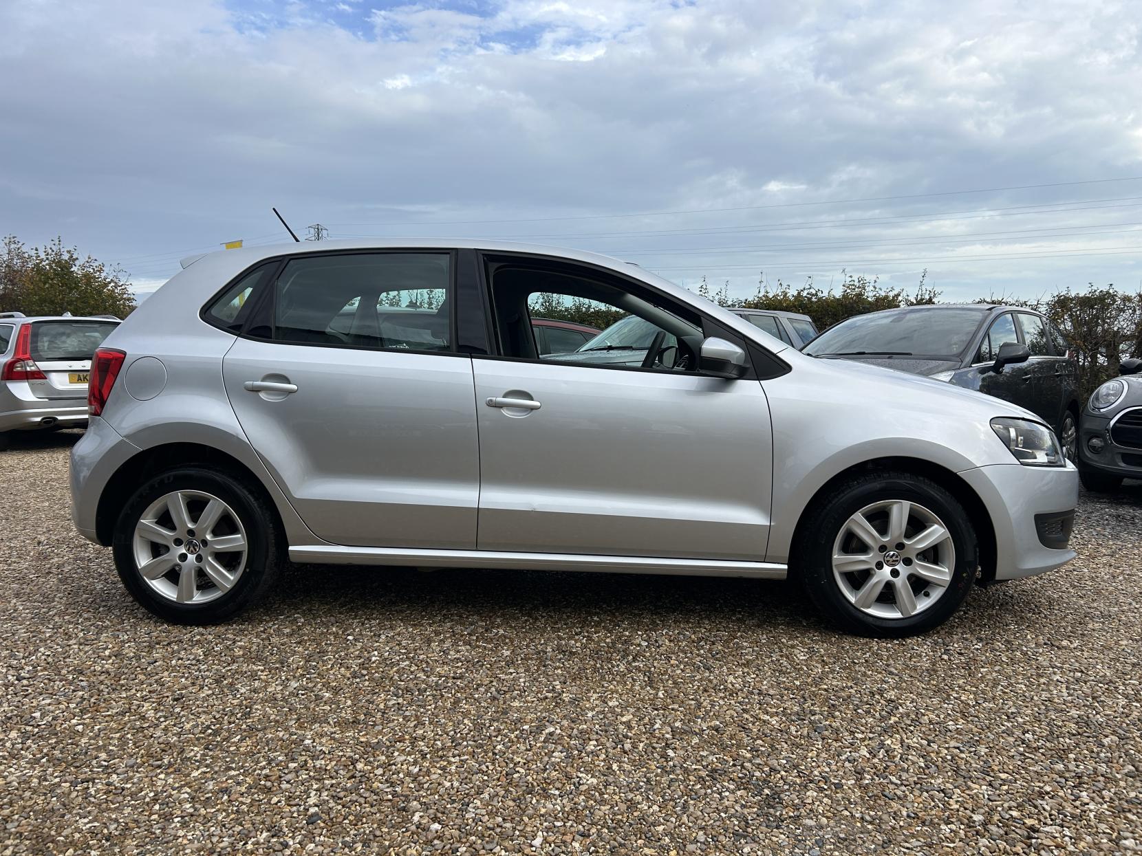 Volkswagen Polo 1.4 SE Hatchback 5dr Petrol Manual Euro 5 (85 ps)