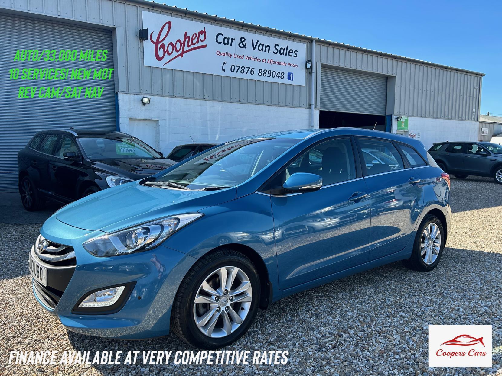 Hyundai i30 1.6 CRDi Style Nav Tourer 5dr Diesel Auto Euro 5 (128 ps)