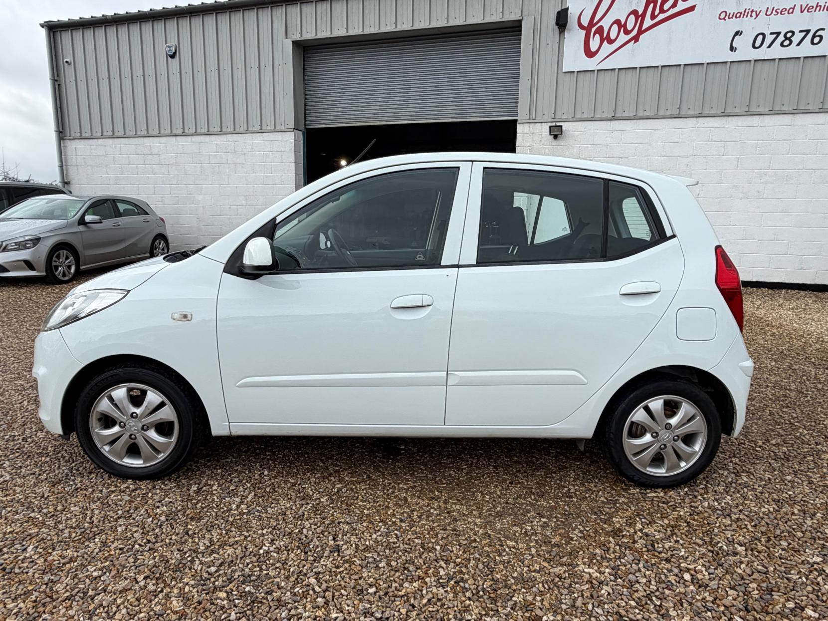 Hyundai i10 1.2 Style Hatchback 5dr Petrol Manual Euro 5 (85 bhp)