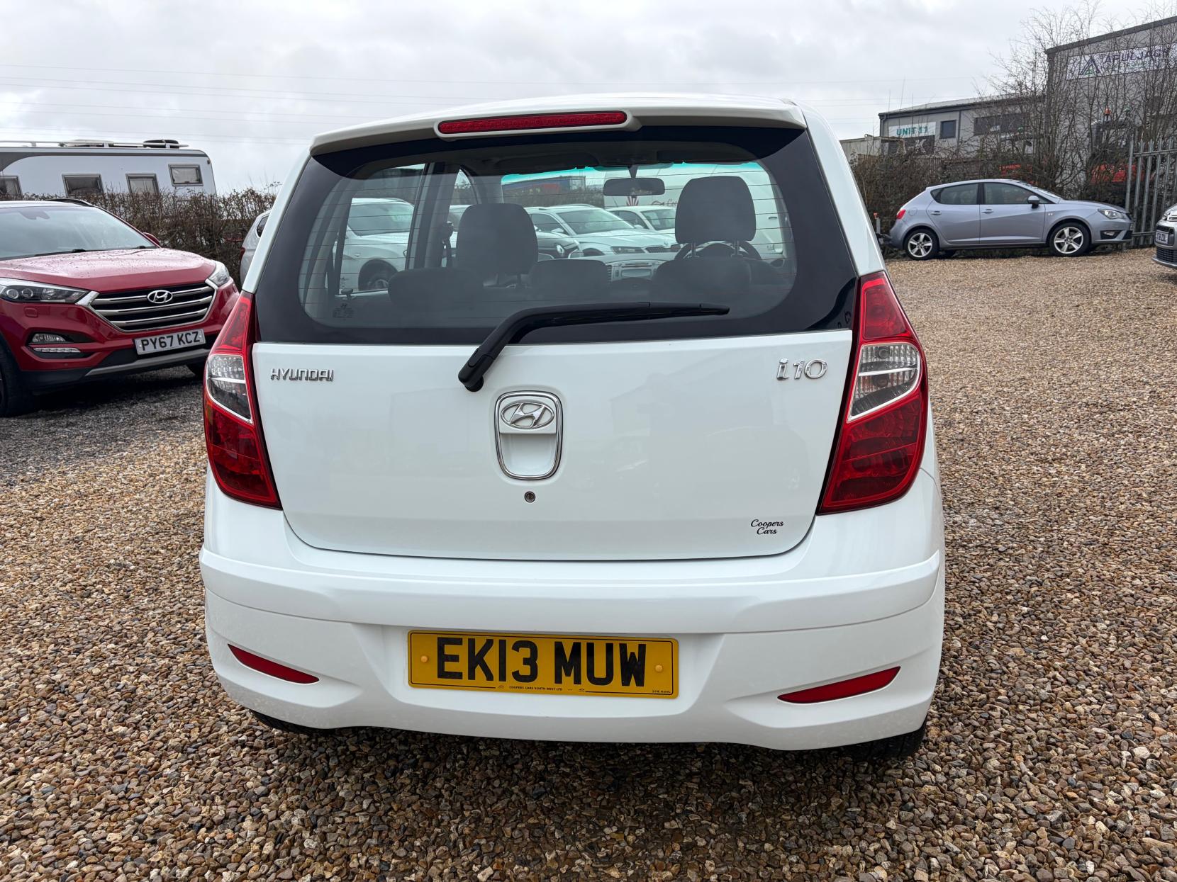 Hyundai i10 1.2 Style Hatchback 5dr Petrol Manual Euro 5 (85 bhp)