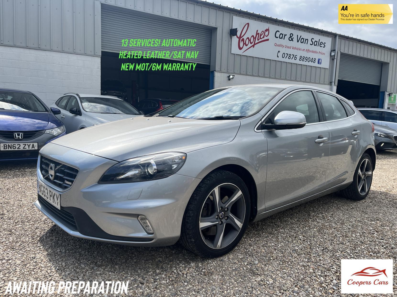 Volvo V40 2.0 D3 R-Design Hatchback 5dr Diesel Geartronic Euro 5 (s/s) (150 ps)