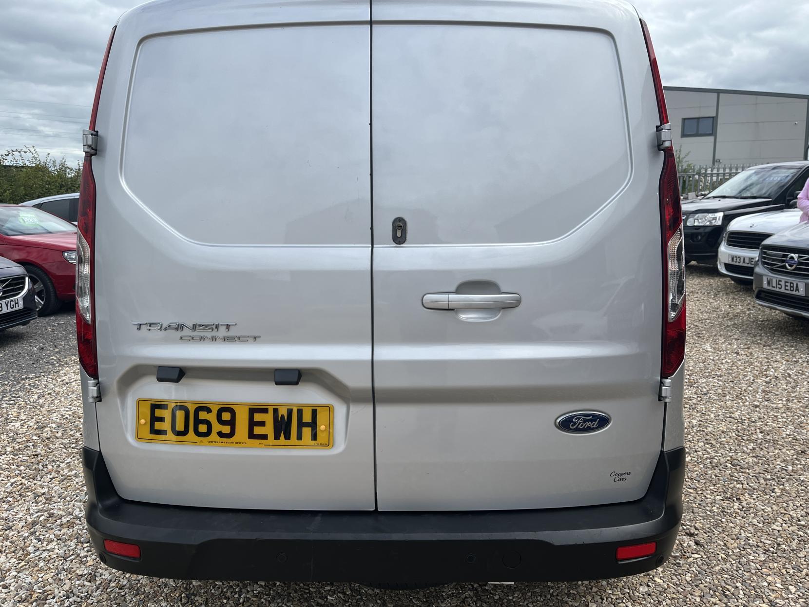 Ford Transit Connect 1.5 240 EcoBlue Limited Panel Van 5dr Diesel Manual L2 Euro 6 (s/s) (120 ps)