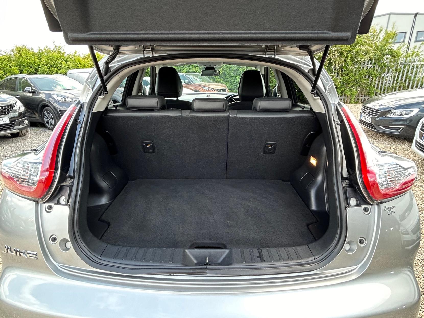 Nissan Juke 1.6 Bose Personal Edition SUV 5dr Petrol Manual Euro 6 (112 ps)