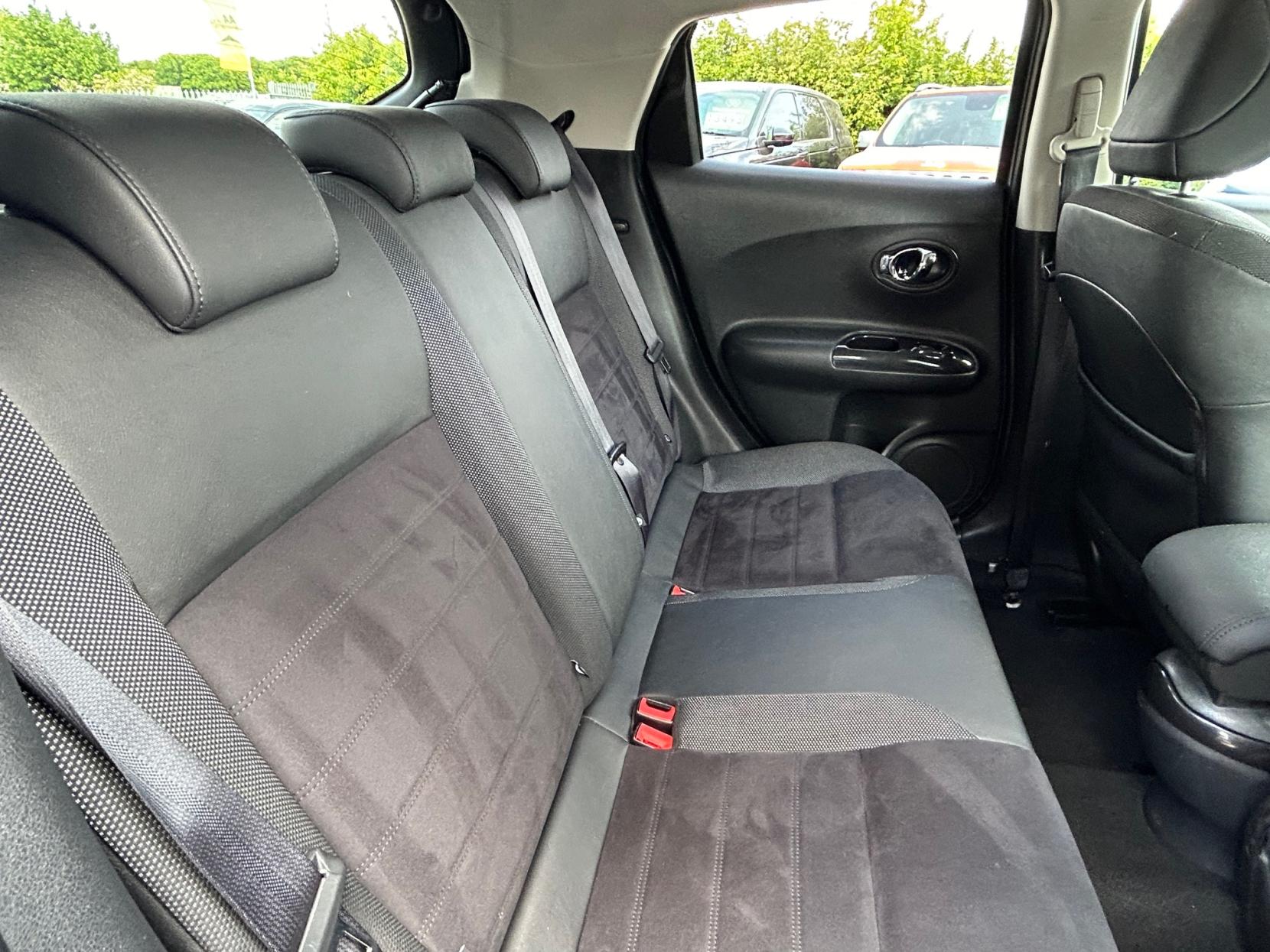 Nissan Juke 1.6 Bose Personal Edition SUV 5dr Petrol Manual Euro 6 (112 ps)