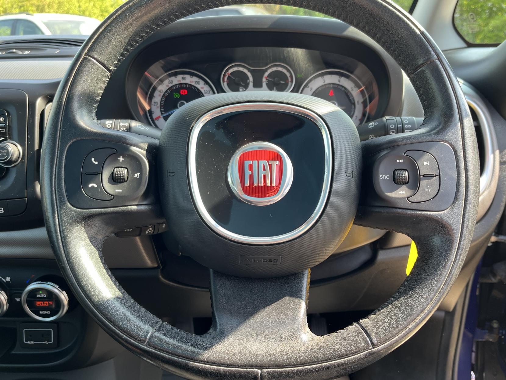 Fiat 500L 1.4 Lounge MPV 5dr Petrol Manual Euro 6 (95 bhp)