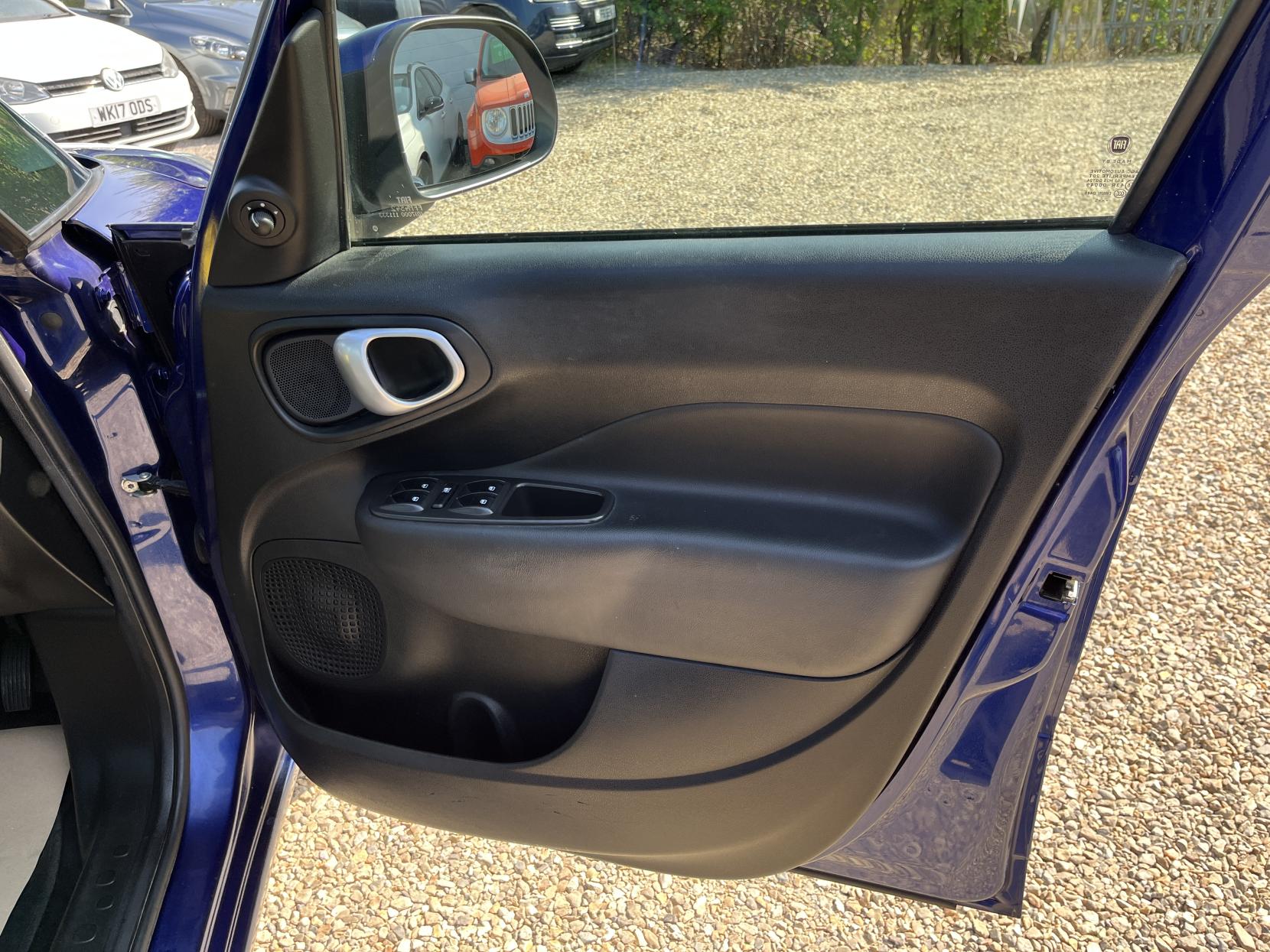 Fiat 500L 1.4 Lounge MPV 5dr Petrol Manual Euro 6 (95 bhp)