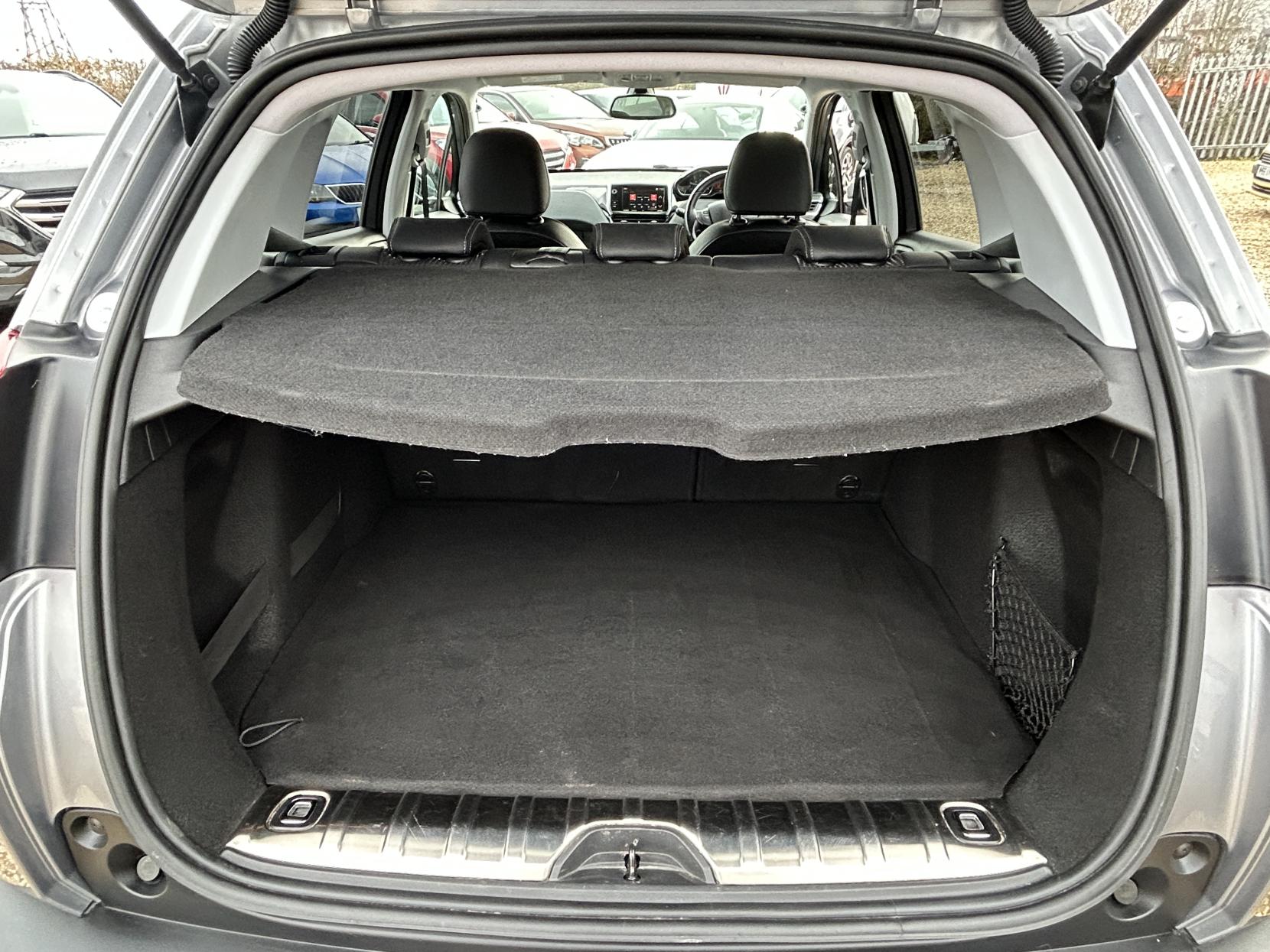 Peugeot 2008 1.5 BlueHDi Allure SUV 5dr Diesel Manual 6 Spd Euro 6 (s/s) (100 ps)