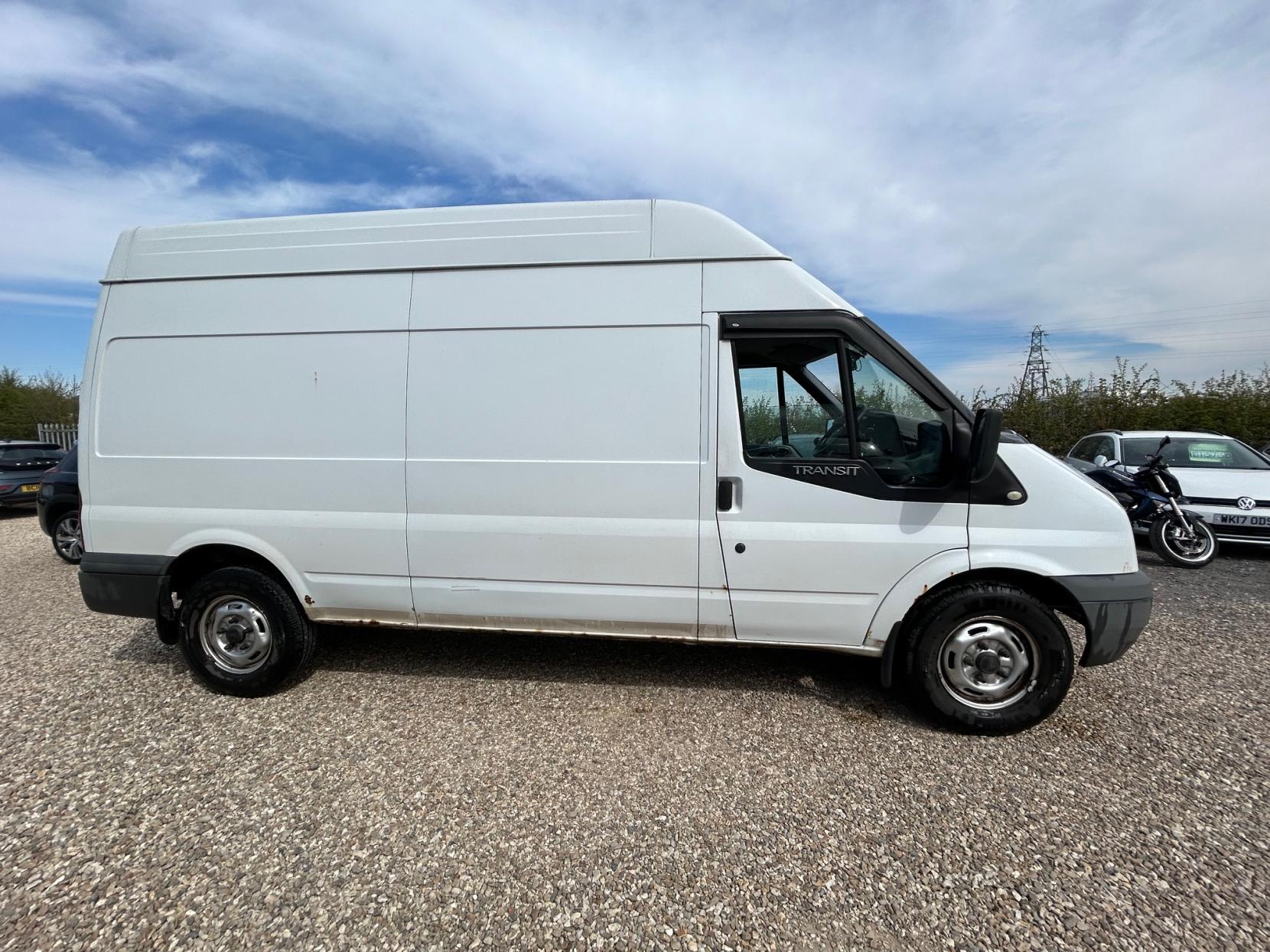 Ford Transit 2.4 TDCi 350 LWB Panel Van 3dr Diesel Manual Hi Roof (115 bhp)