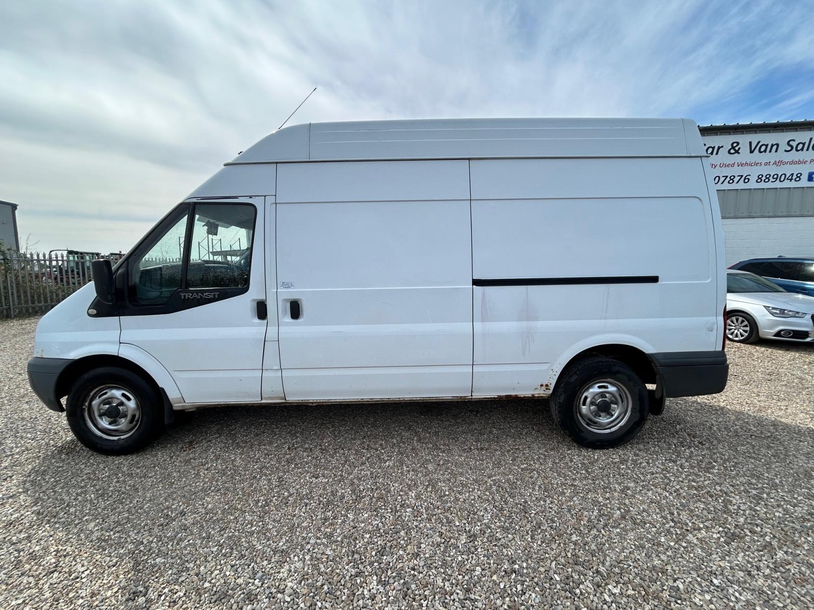 Ford Transit 2.4 TDCi 350 LWB Panel Van 3dr Diesel Manual Hi Roof (115 bhp)