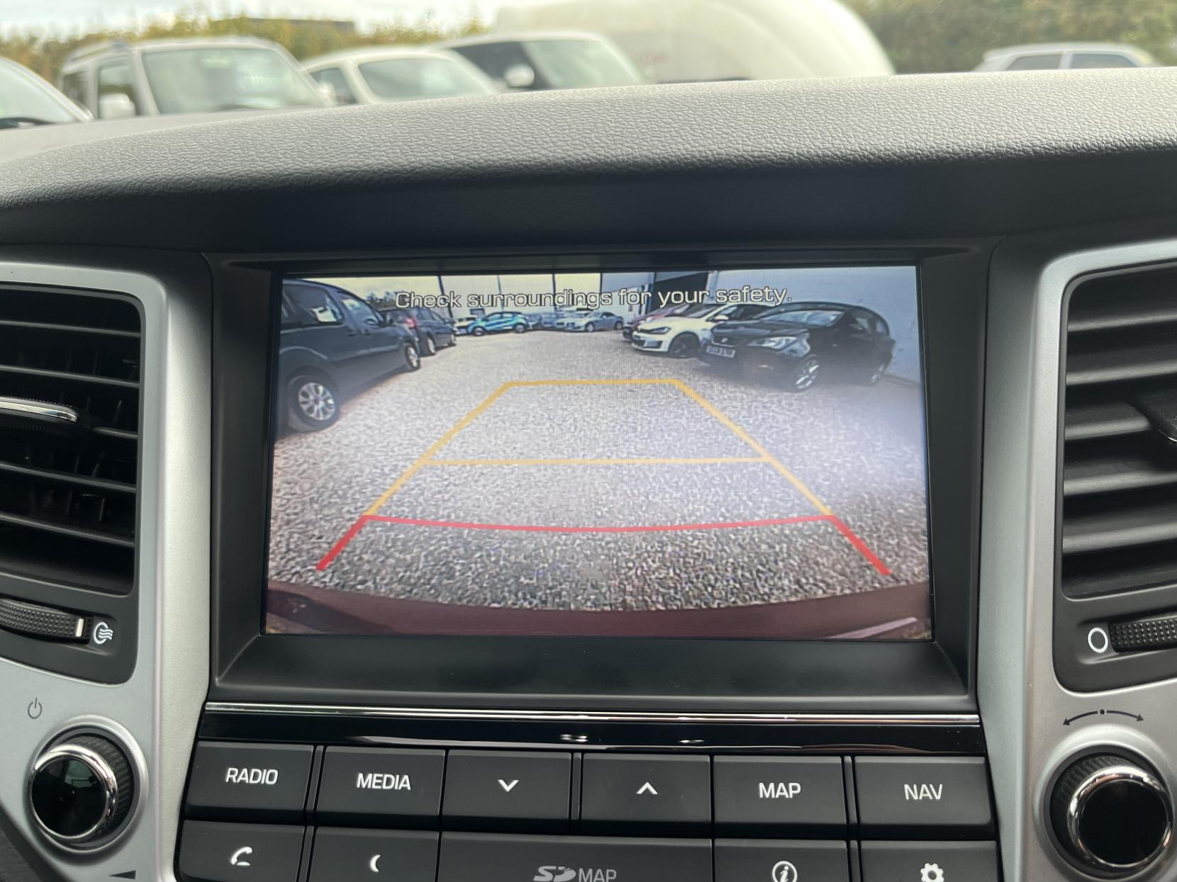 Hyundai TUCSON 1.7 CRDi Blue Drive Premium SE SUV 5dr Diesel DCT Euro 6 (s/s) (141 ps)