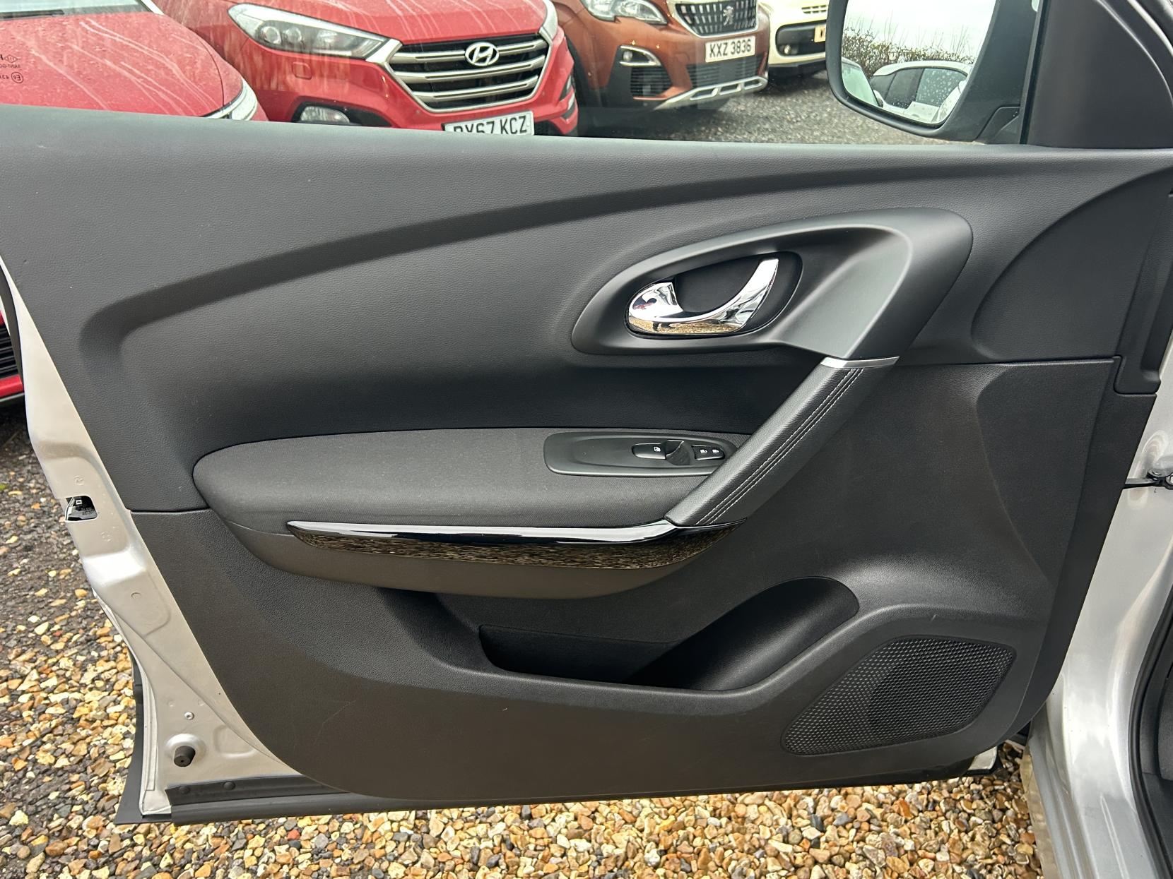 Renault Kadjar 1.5 dCi Dynamique Nav SUV 5dr Diesel Manual Euro 6 (s/s) (110 ps)