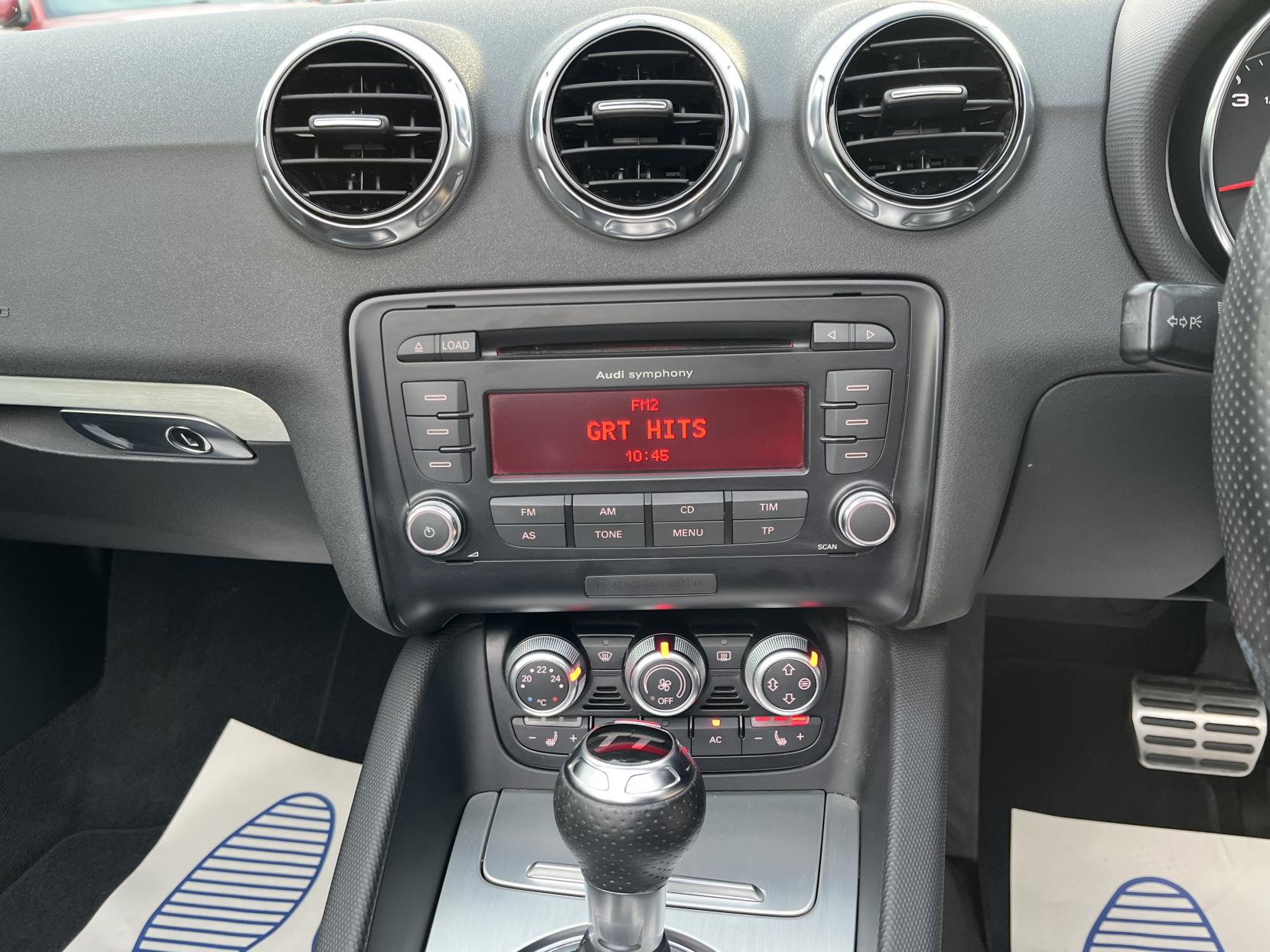 Audi TT 2.0 TFSI S line Roadster 2dr Petrol S Tronic Euro 5 (s/s) (211 ps)