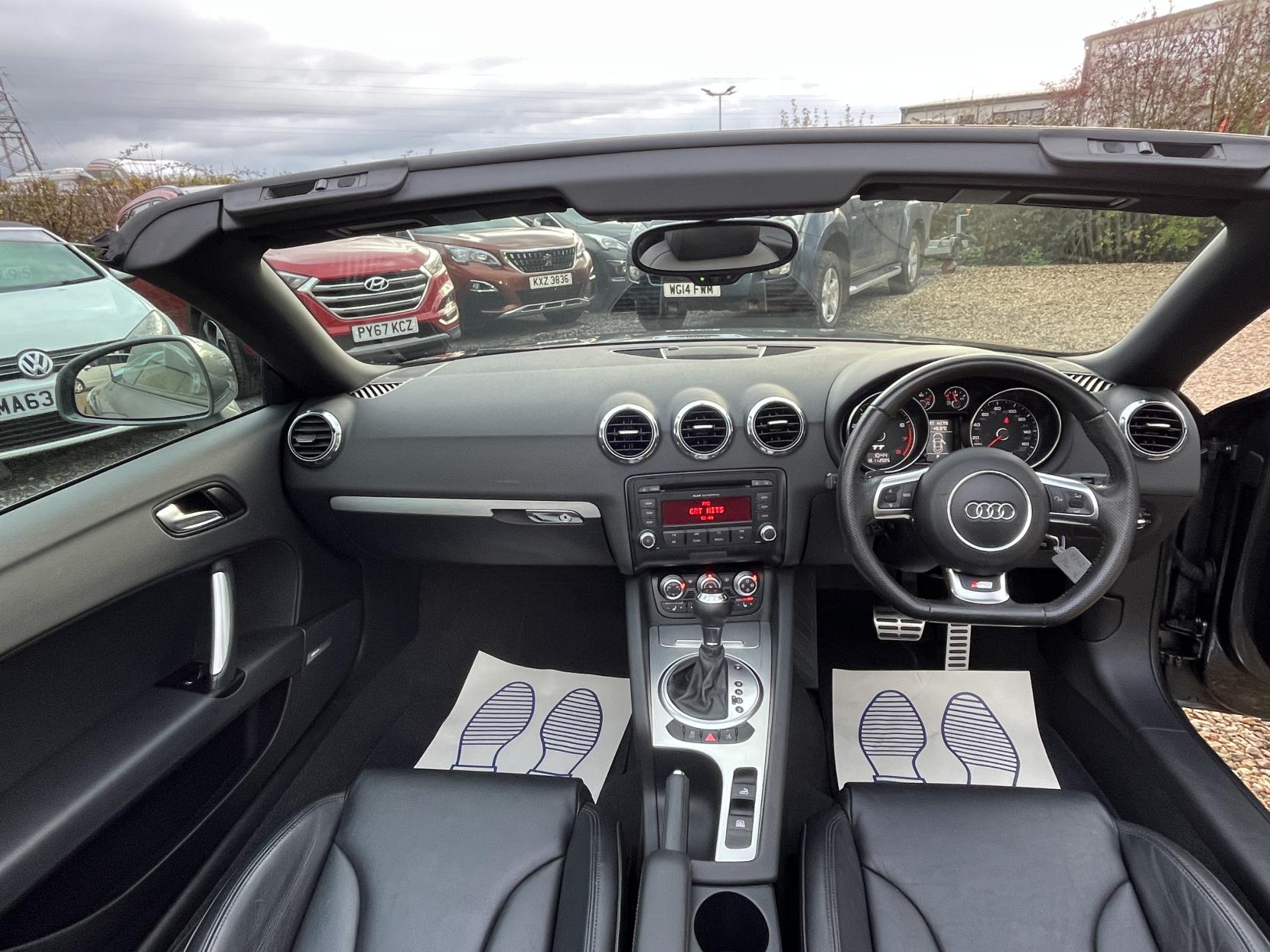 Audi TT 2.0 TFSI S line Roadster 2dr Petrol S Tronic Euro 5 (s/s) (211 ps)