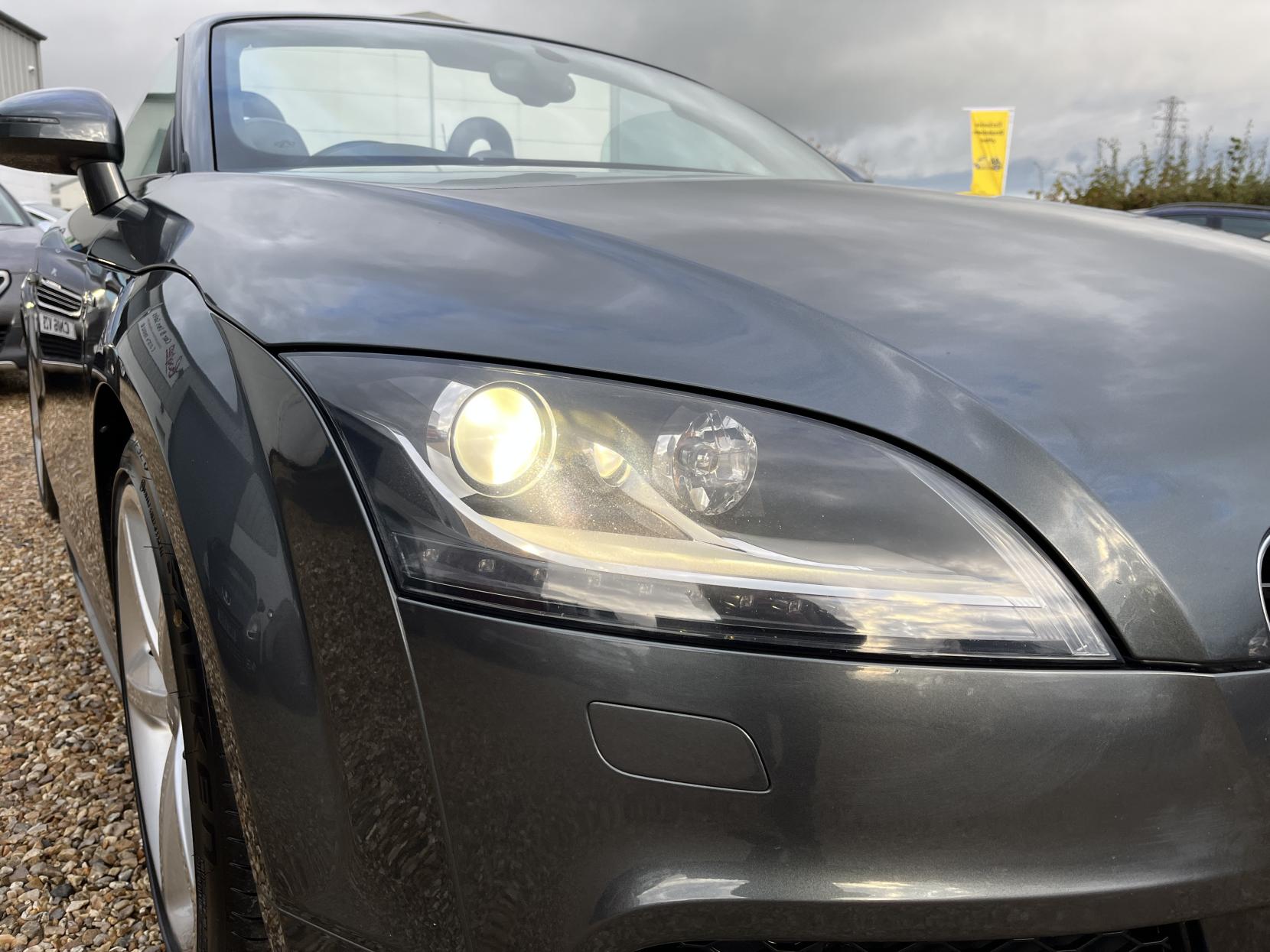 Audi TT 2.0 TFSI S line Roadster 2dr Petrol S Tronic Euro 5 (s/s) (211 ps)