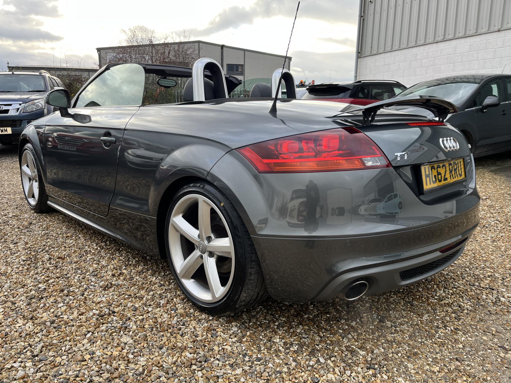 Audi TT 2.0 TFSI S line Roadster 2dr Petrol S Tronic Euro 5 (s/s) (211 ps)