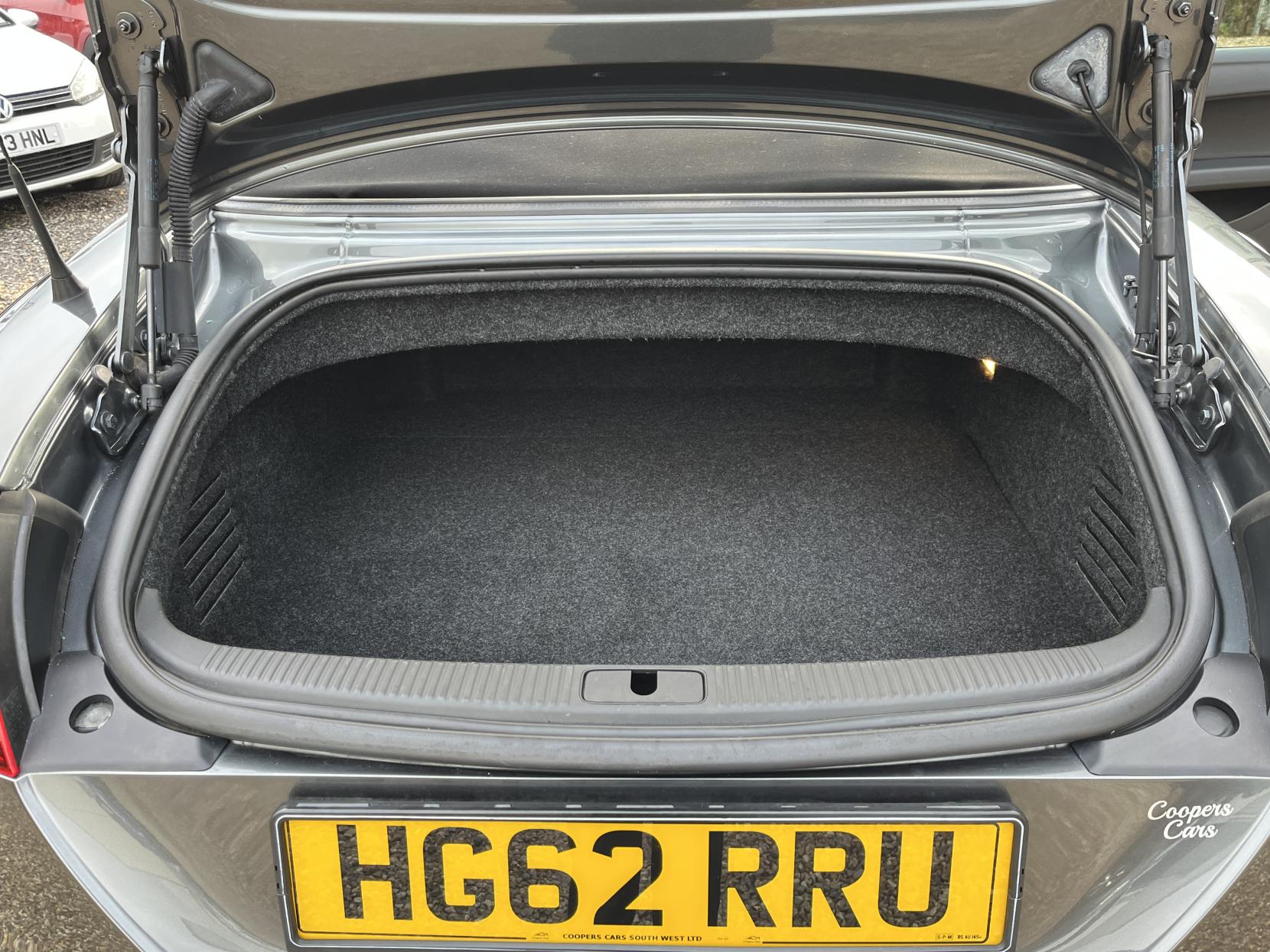 Audi TT 2.0 TFSI S line Roadster 2dr Petrol S Tronic Euro 5 (s/s) (211 ps)