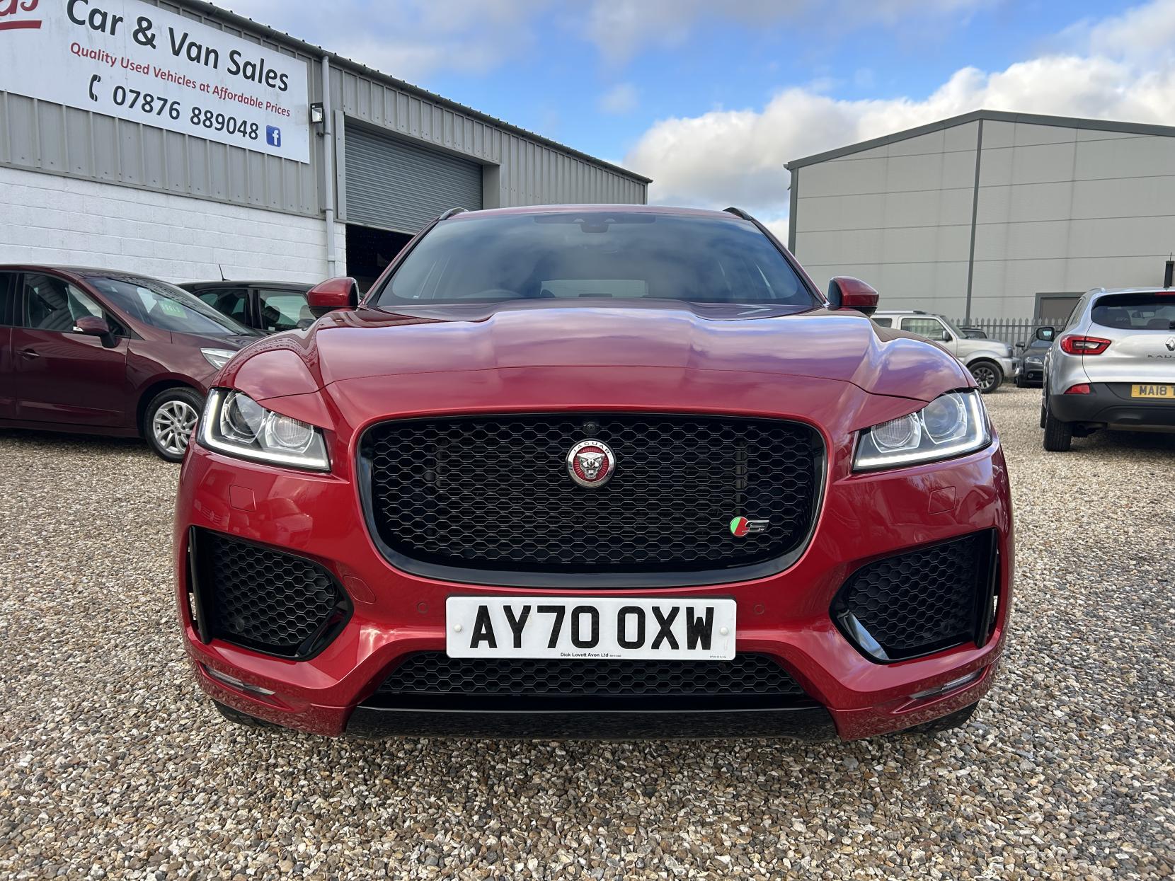 Jaguar F-PACE 3.0 D300 V6 S SUV 5dr Diesel Auto AWD Euro 6 (s/s) (300 ps)