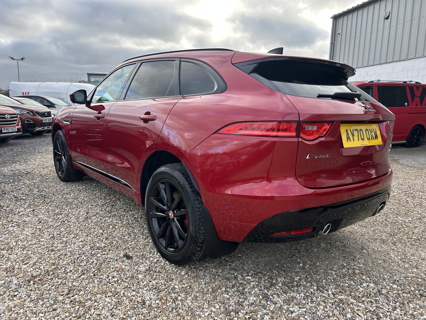 Jaguar F-PACE 3.0 D300 V6 S SUV 5dr Diesel Auto AWD Euro 6 (s/s) (300 ps)