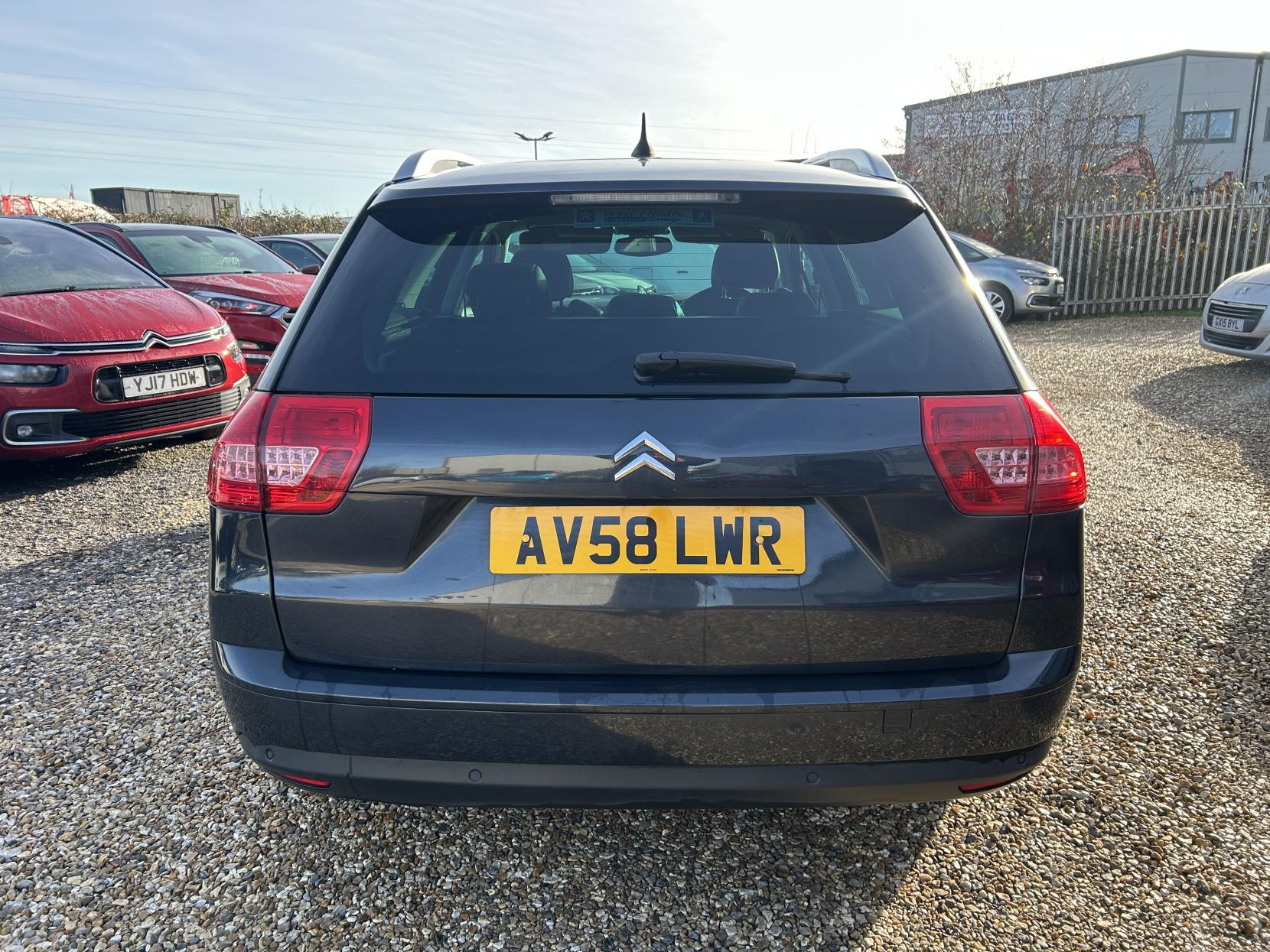 Citroen C5 2.0 HDi Exclusive Estate 5dr Diesel Manual (160 g/km, 138 bhp)