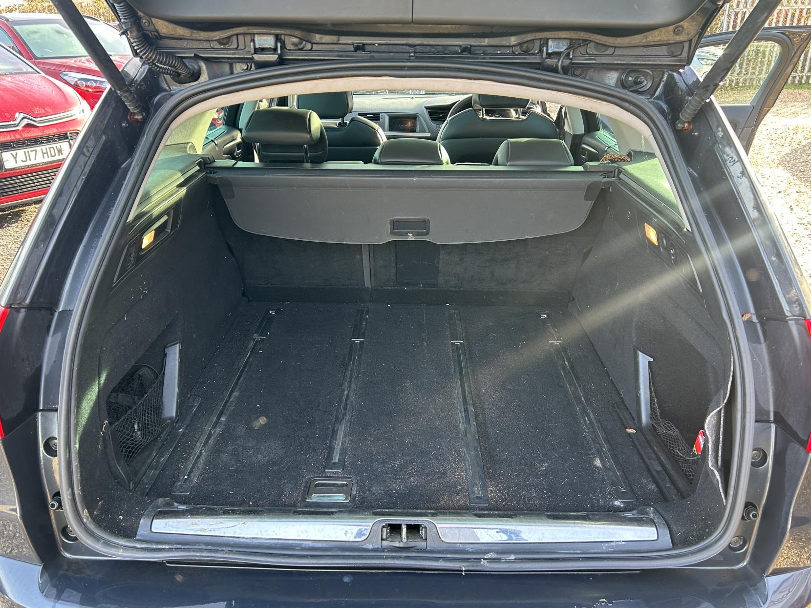 Citroen C5 2.0 HDi Exclusive Estate 5dr Diesel Manual (160 g/km, 138 bhp)