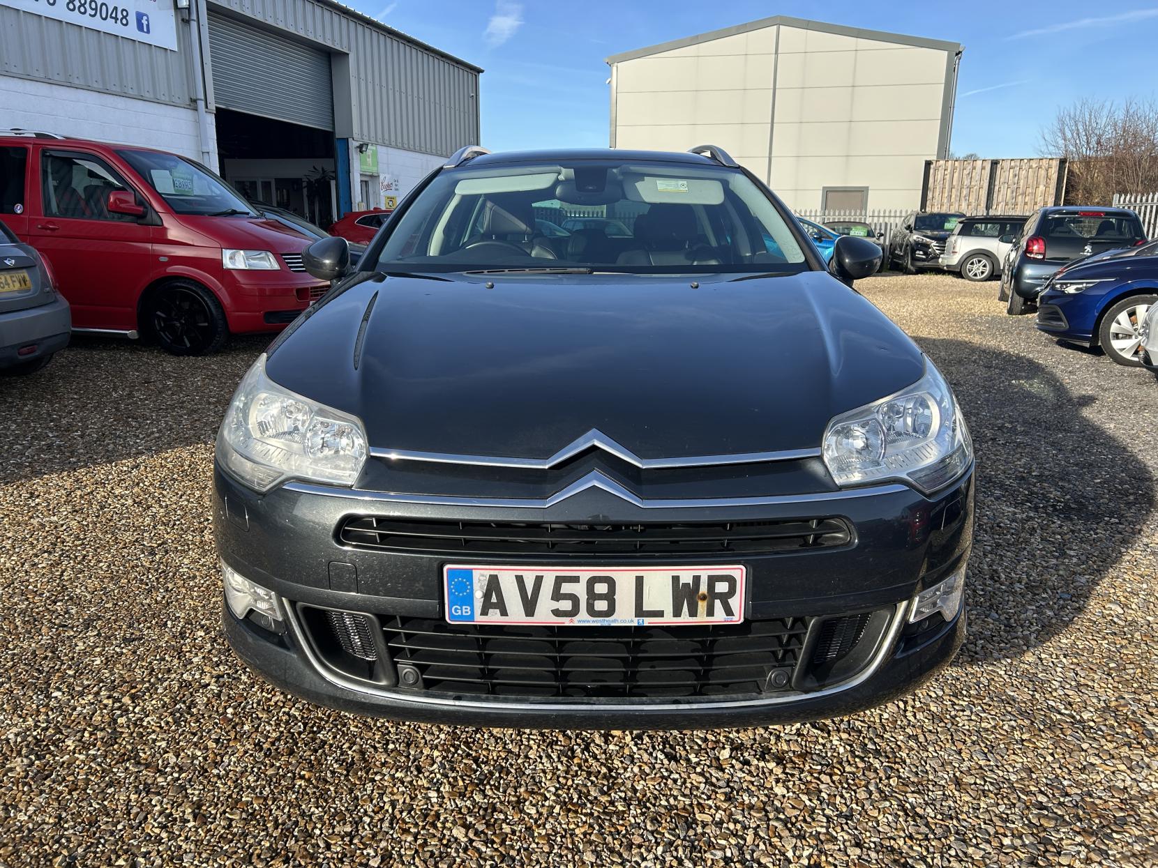 Citroen C5 2.0 HDi Exclusive Estate 5dr Diesel Manual (160 g/km, 138 bhp)