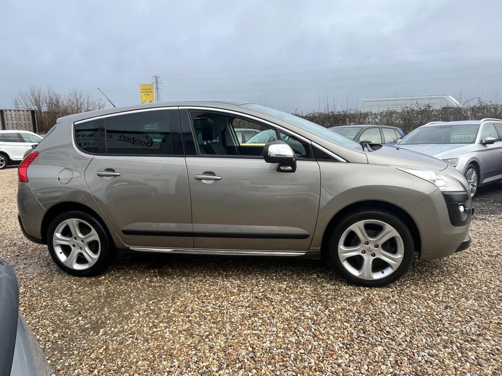 Peugeot 3008 1.6 HDi Allure SUV 5dr Diesel Manual Euro 5 (115 ps)