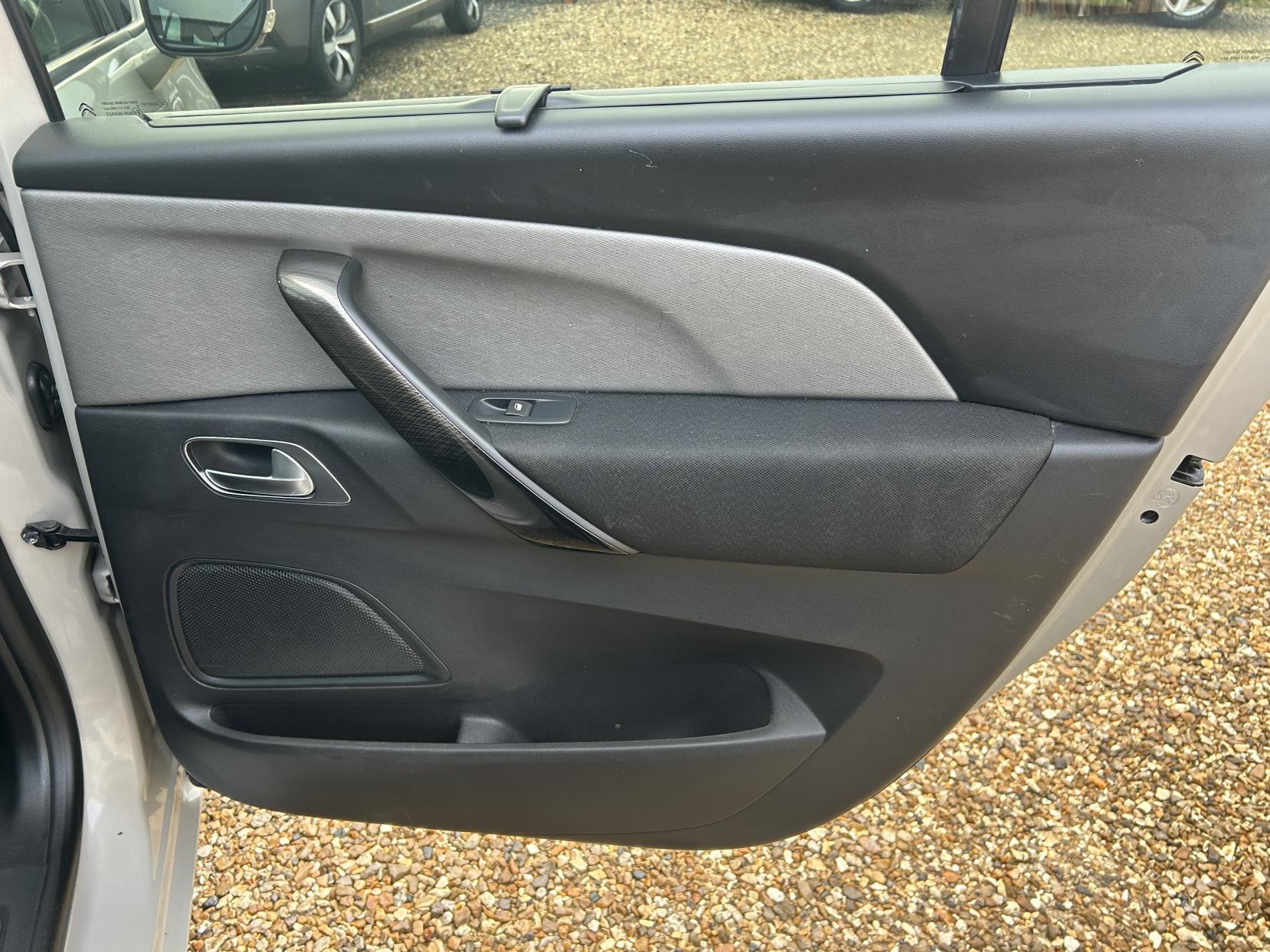 Citroen Grand C4 Picasso 1.6 BlueHDi Flair MPV 5dr Diesel Manual Euro 6 (s/s) (120 ps)