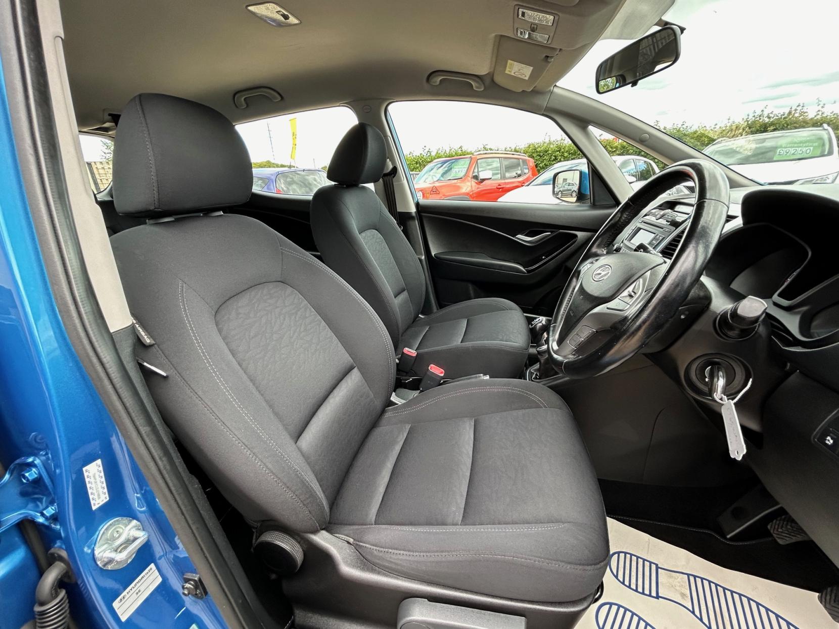 Hyundai ix20 1.4 Blue Drive SE Hatchback 5dr Petrol Manual Euro 6 (s/s) (90 ps)