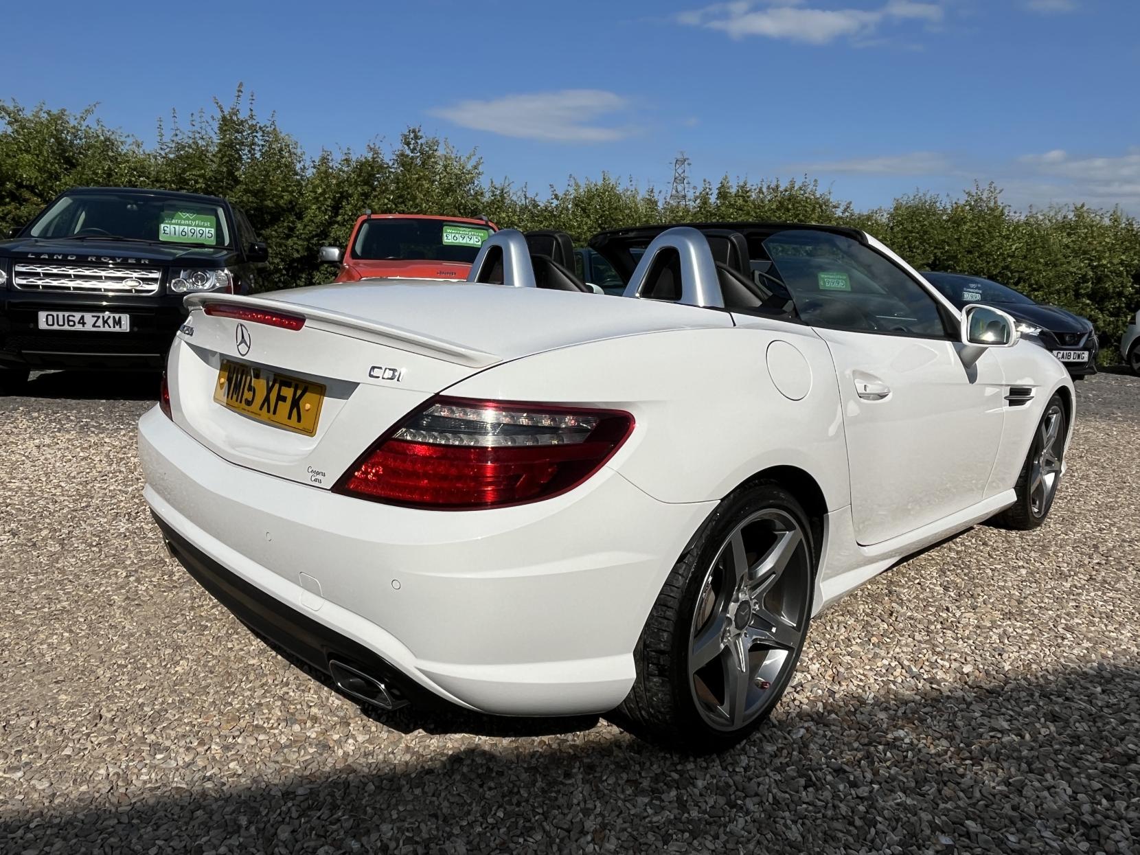 Mercedes-Benz SLK 2.1 SLK250 CDI CarbonLOOK Edition Convertible 2dr Diesel G-Tronic+ Euro 5 (s/s) (204 ps)