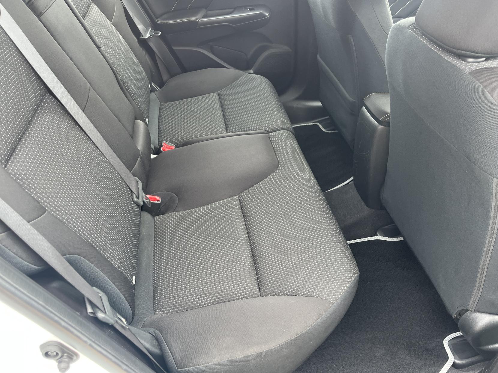 Honda Civic 1.6 i-DTEC SE Plus (Navi) Hatchback 5dr Diesel Manual Euro 5 (s/s) (120 ps)