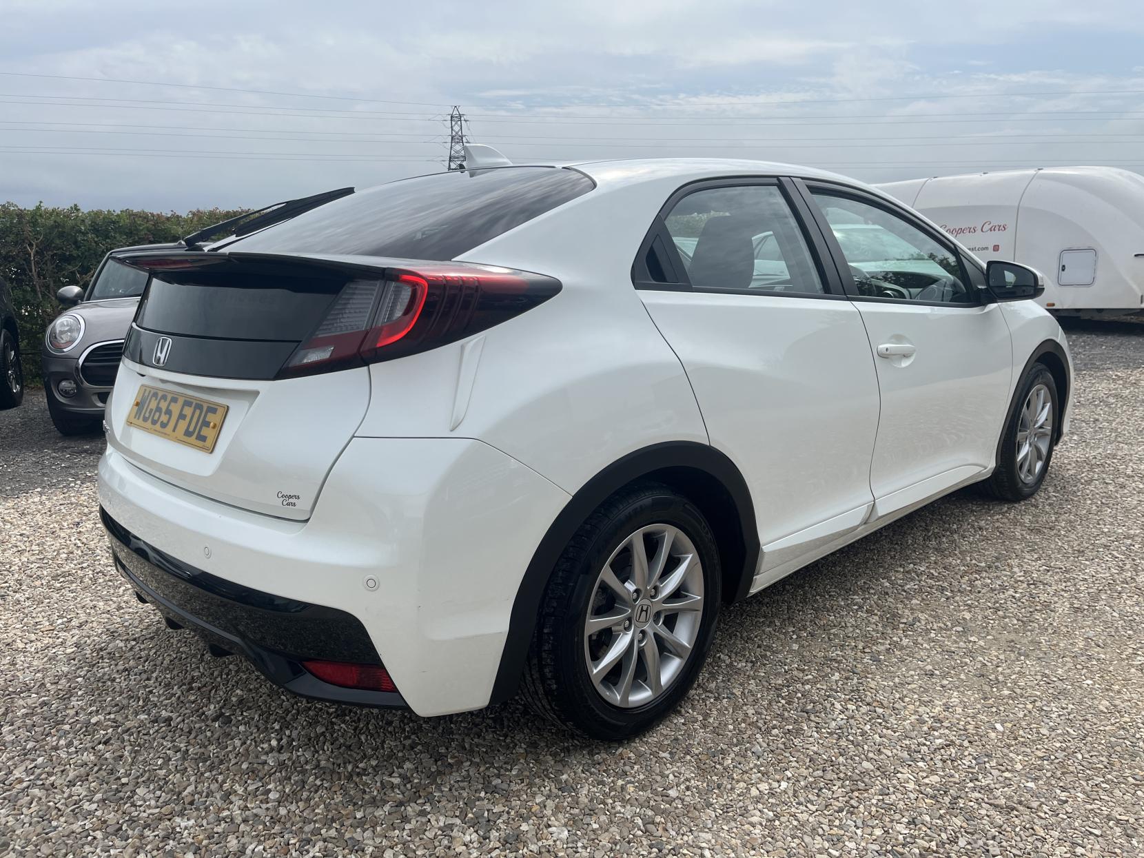 Honda Civic 1.6 i-DTEC SE Plus (Navi) Hatchback 5dr Diesel Manual Euro 5 (s/s) (120 ps)