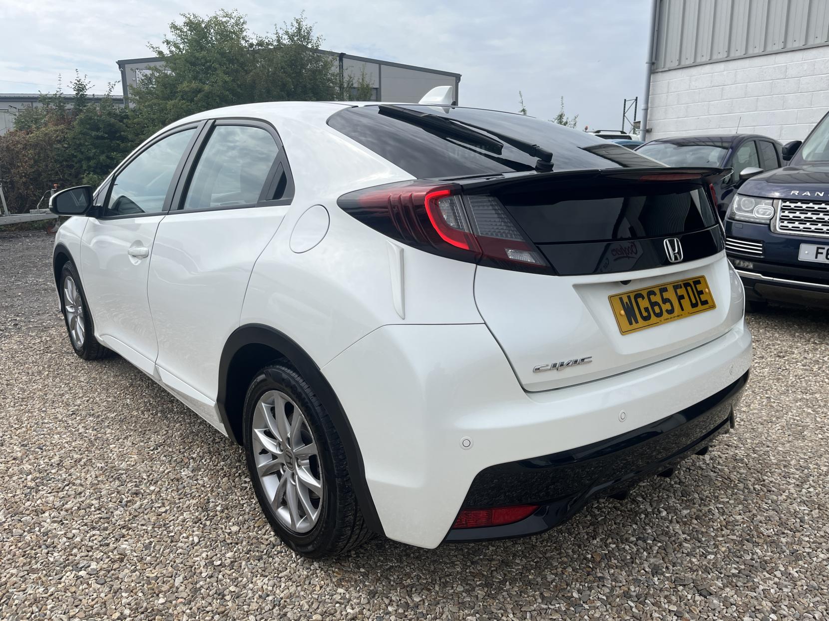 Honda Civic 1.6 i-DTEC SE Plus (Navi) Hatchback 5dr Diesel Manual Euro 5 (s/s) (120 ps)
