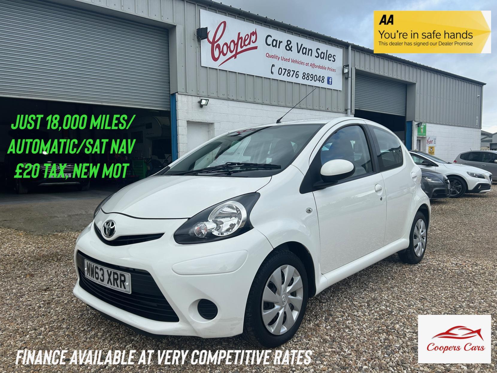 Toyota AYGO 1.0 VVT-i Move Hatchback 5dr Petrol MultiMode Euro 5 (68 ps)