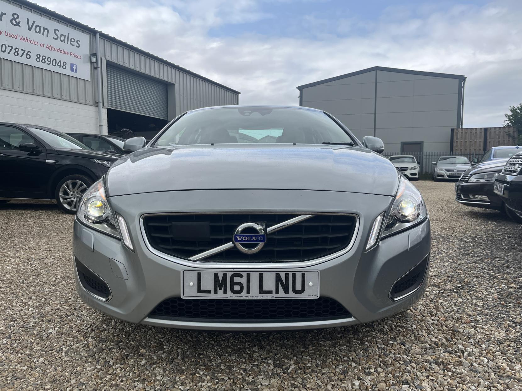 Volvo S60 2.0 D3 SE Lux Saloon 4dr Diesel Geartronic Euro 5 (s/s) (163 ps)