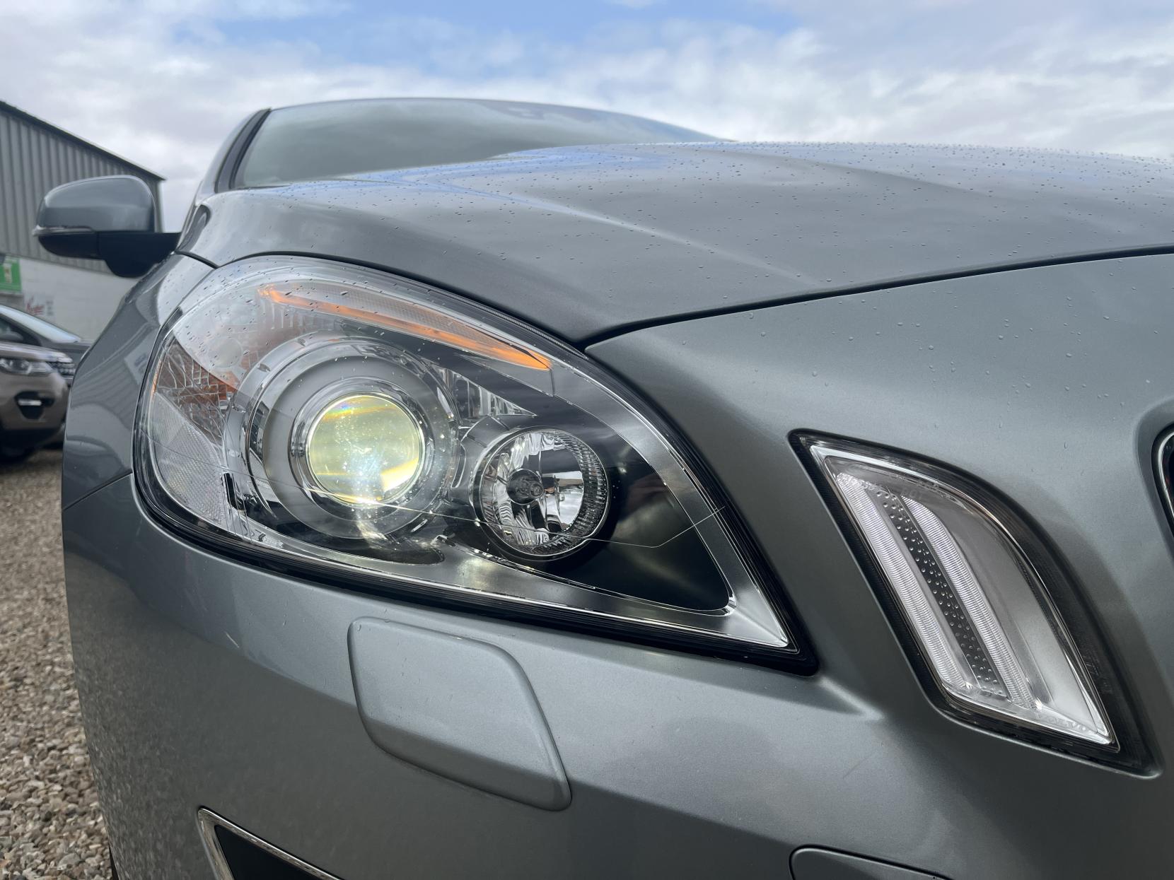 Volvo S60 2.0 D3 SE Lux Saloon 4dr Diesel Geartronic Euro 5 (s/s) (163 ps)