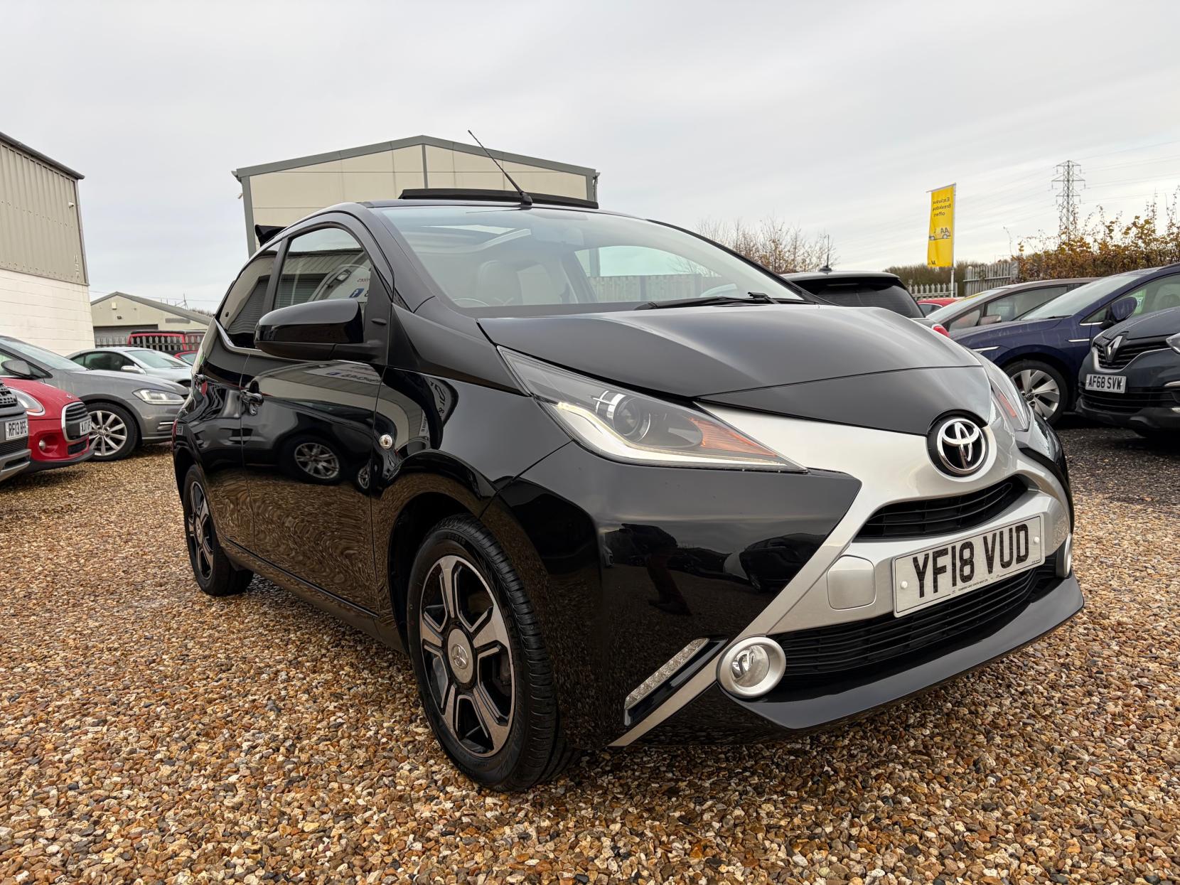 Toyota AYGO 1.0 VVT-i x-clusiv3 Hatchback 5dr Petrol Manual Euro 6 (68 ps)