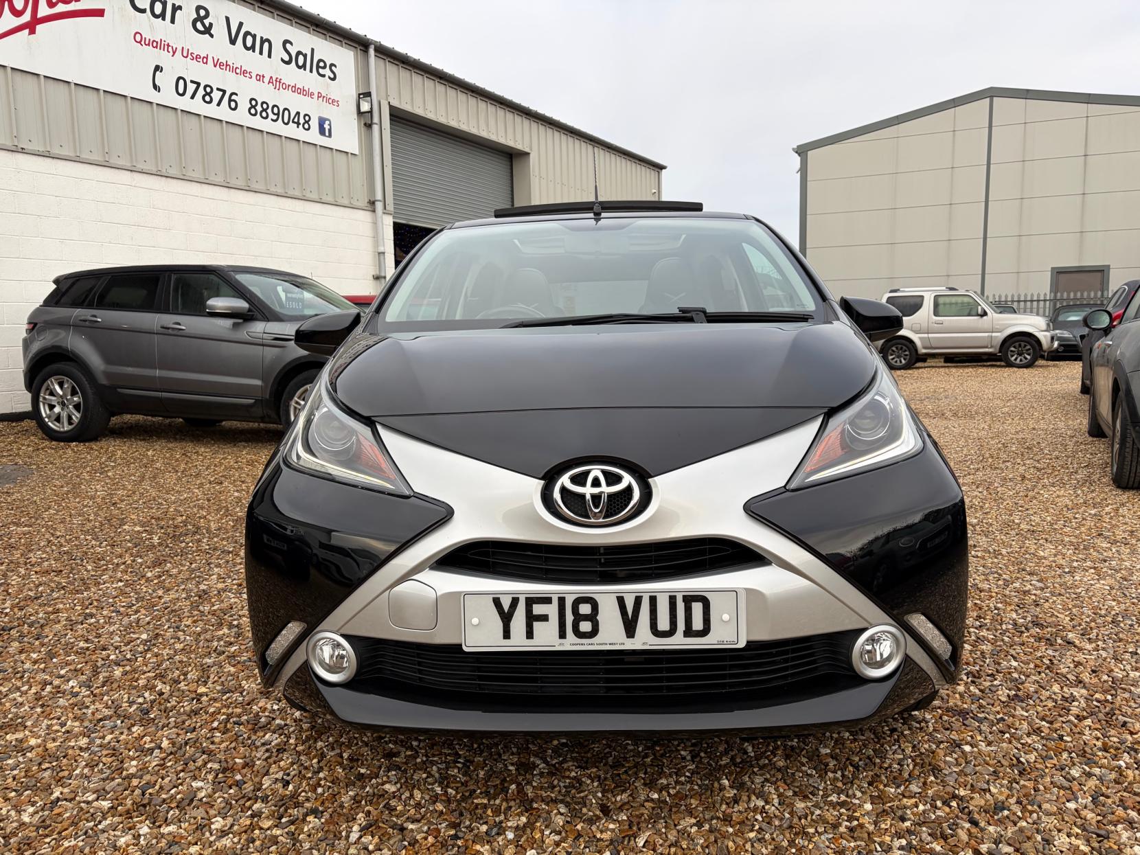 Toyota AYGO 1.0 VVT-i x-clusiv3 Hatchback 5dr Petrol Manual Euro 6 (68 ps)