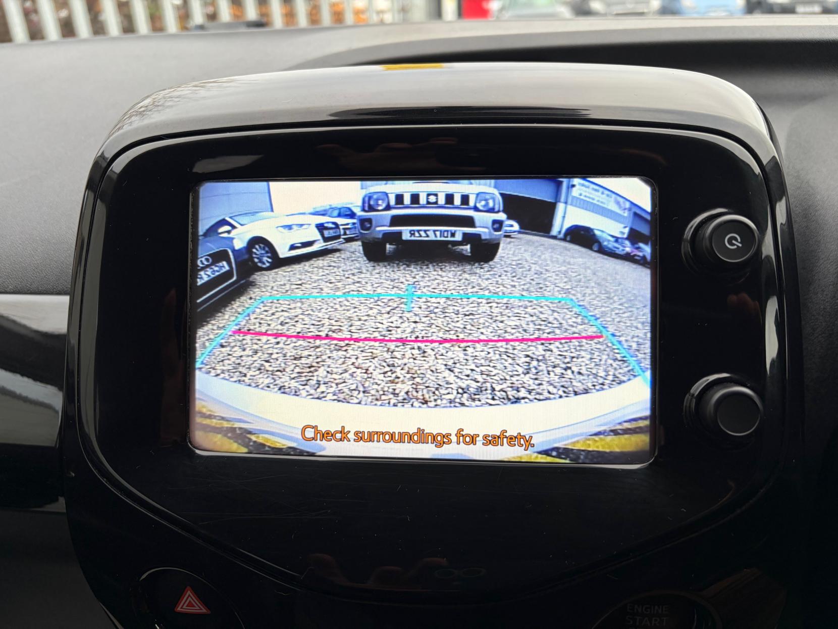 Toyota AYGO 1.0 VVT-i x-clusiv3 Hatchback 5dr Petrol Manual Euro 6 (68 ps)