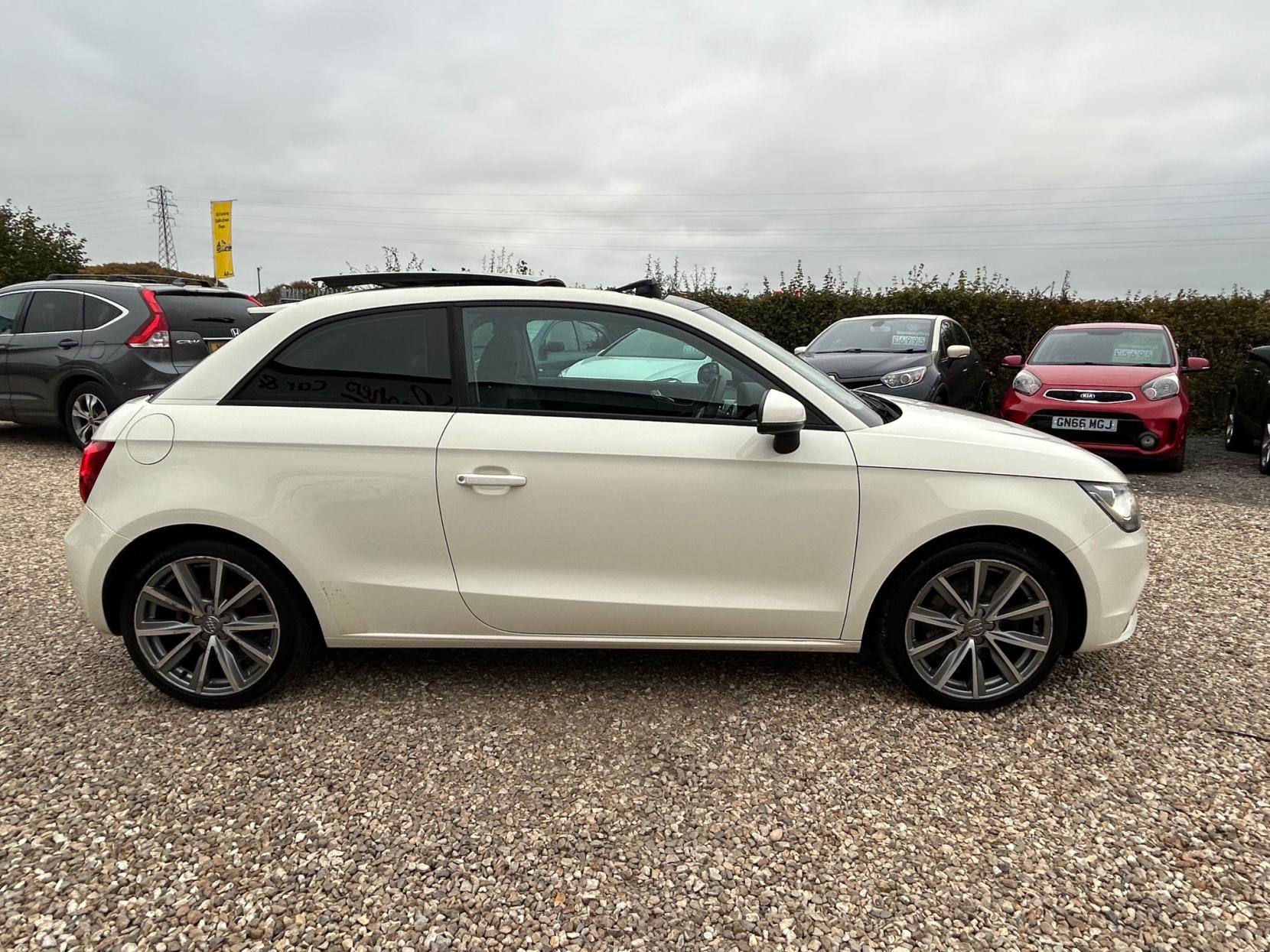 Audi A1 1.4 TFSI Sport Hatchback 3dr Petrol Manual Euro 5 (s/s) (122 ps)