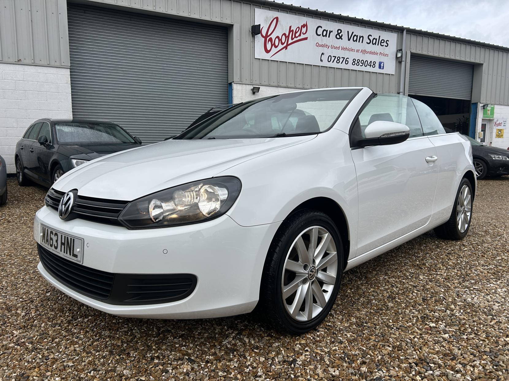 Volkswagen Golf 2.0 TDI BlueMotion Tech SE Cabriolet 2dr Diesel Manual Euro 5 (s/s) (140 ps)