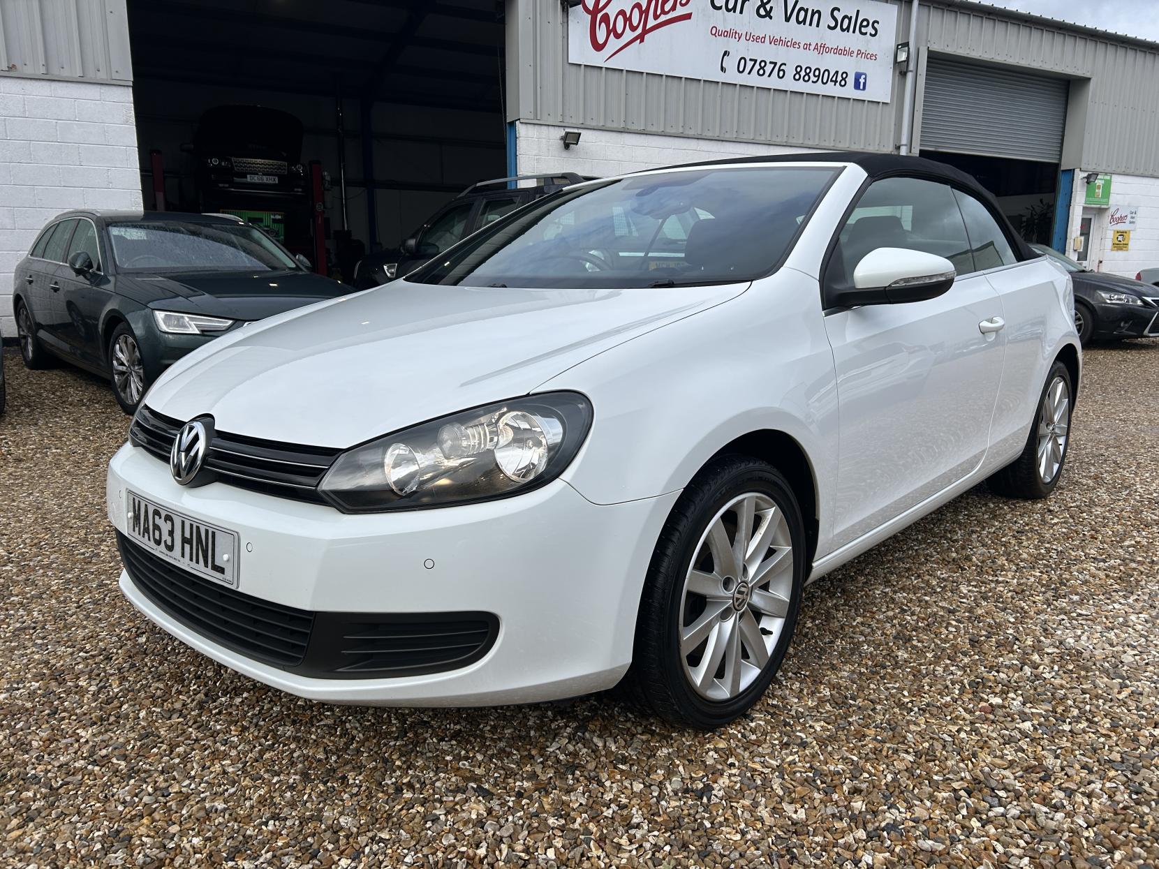 Volkswagen Golf 2.0 TDI BlueMotion Tech SE Cabriolet 2dr Diesel Manual Euro 5 (s/s) (140 ps)