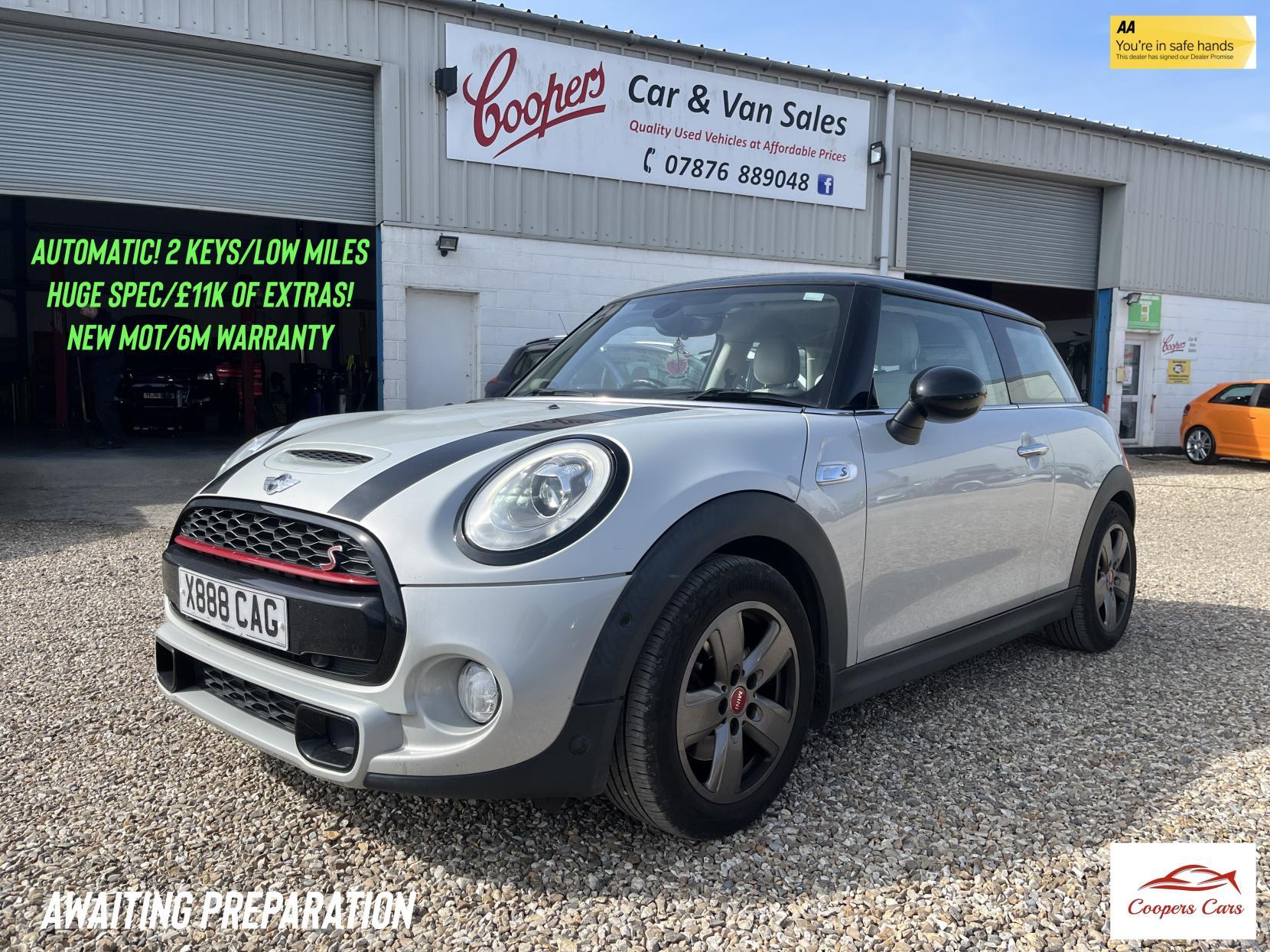MINI Hatch 2.0 Cooper S Hatchback 3dr Petrol Auto Euro 6 (s/s) (192 ps)
