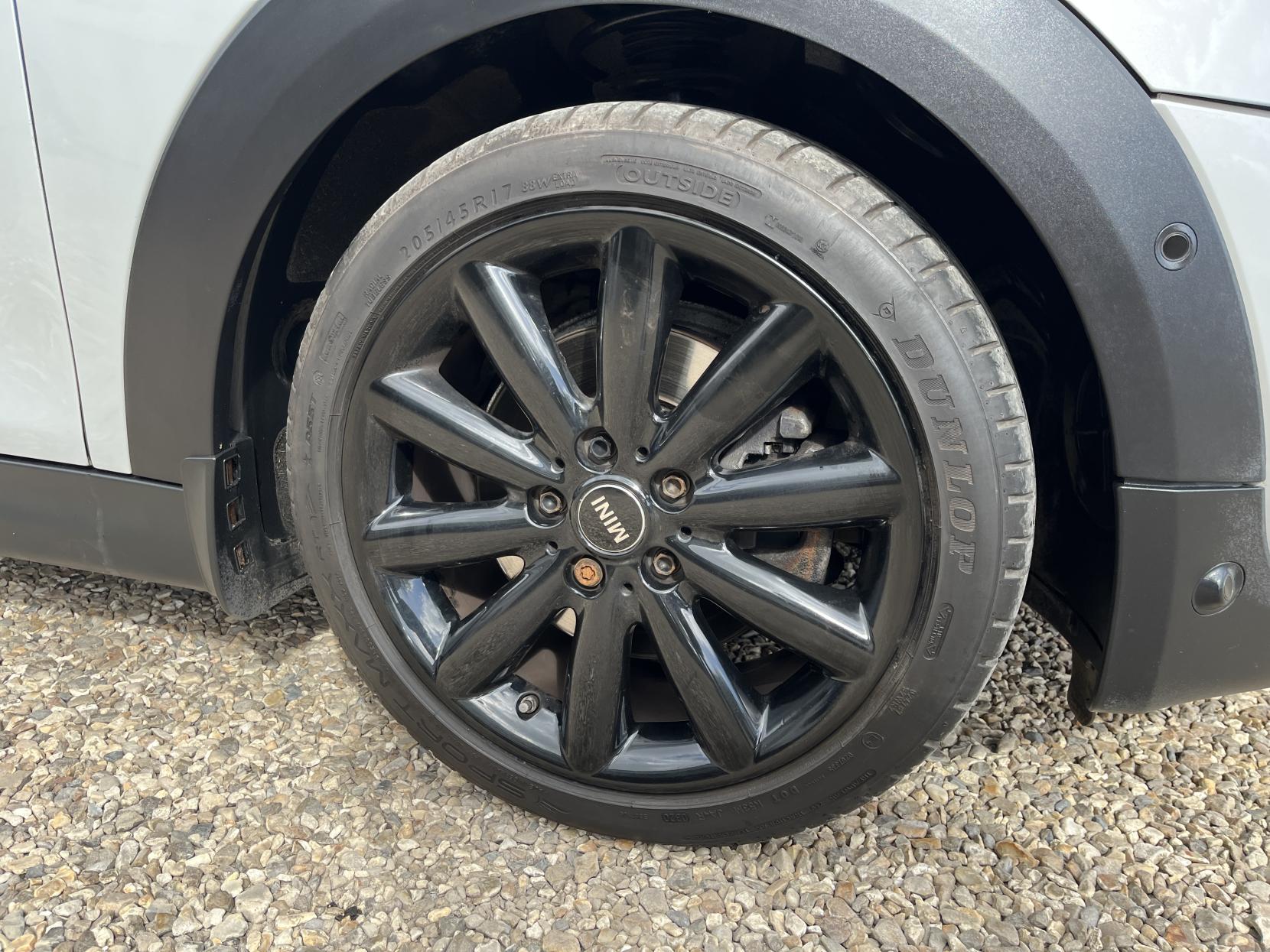 MINI Hatch 2.0 Cooper S Hatchback 3dr Petrol Auto Euro 6 (s/s) (192 ps)