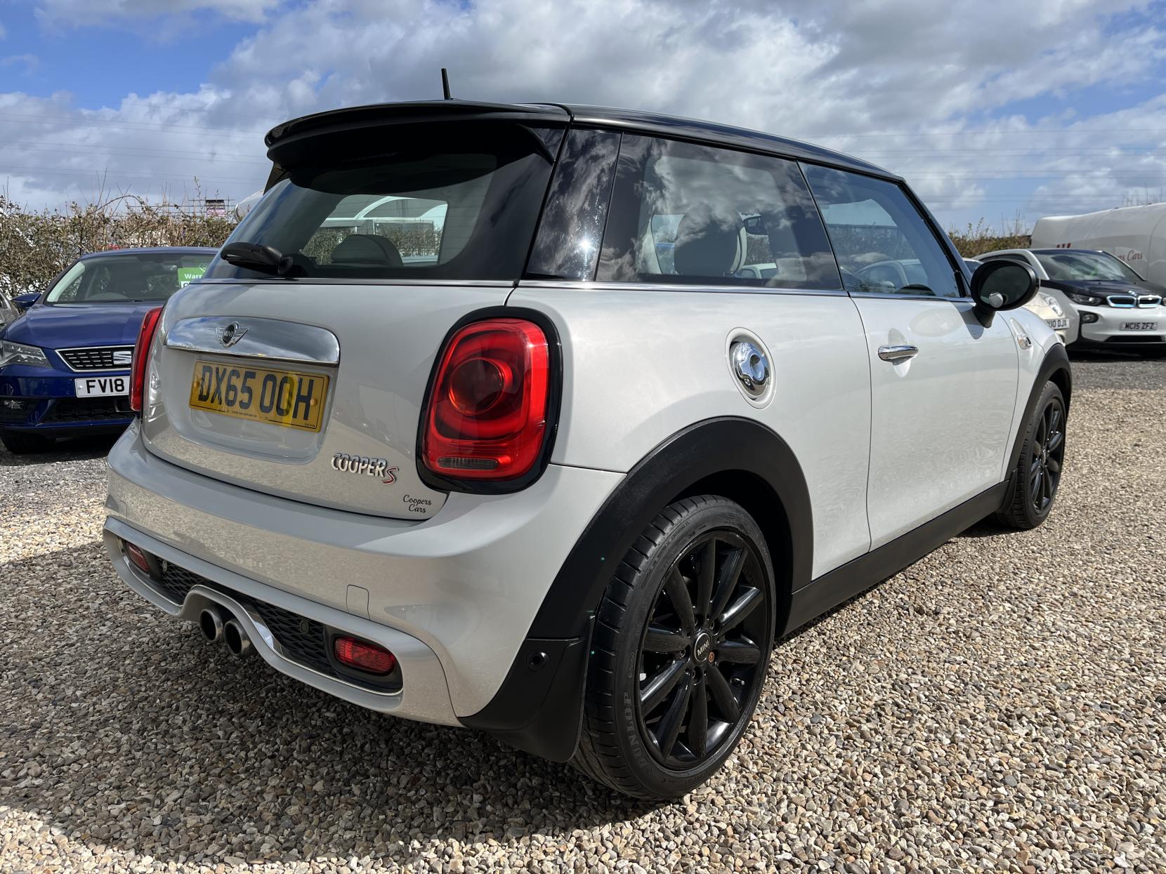 MINI Hatch 2.0 Cooper S Hatchback 3dr Petrol Auto Euro 6 (s/s) (192 ps)