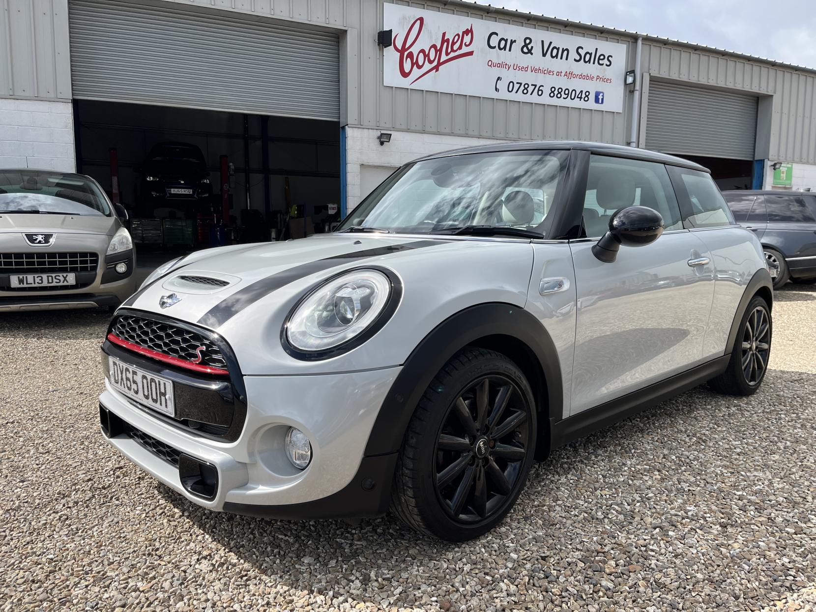 MINI Hatch 2.0 Cooper S Hatchback 3dr Petrol Auto Euro 6 (s/s) (192 ps)