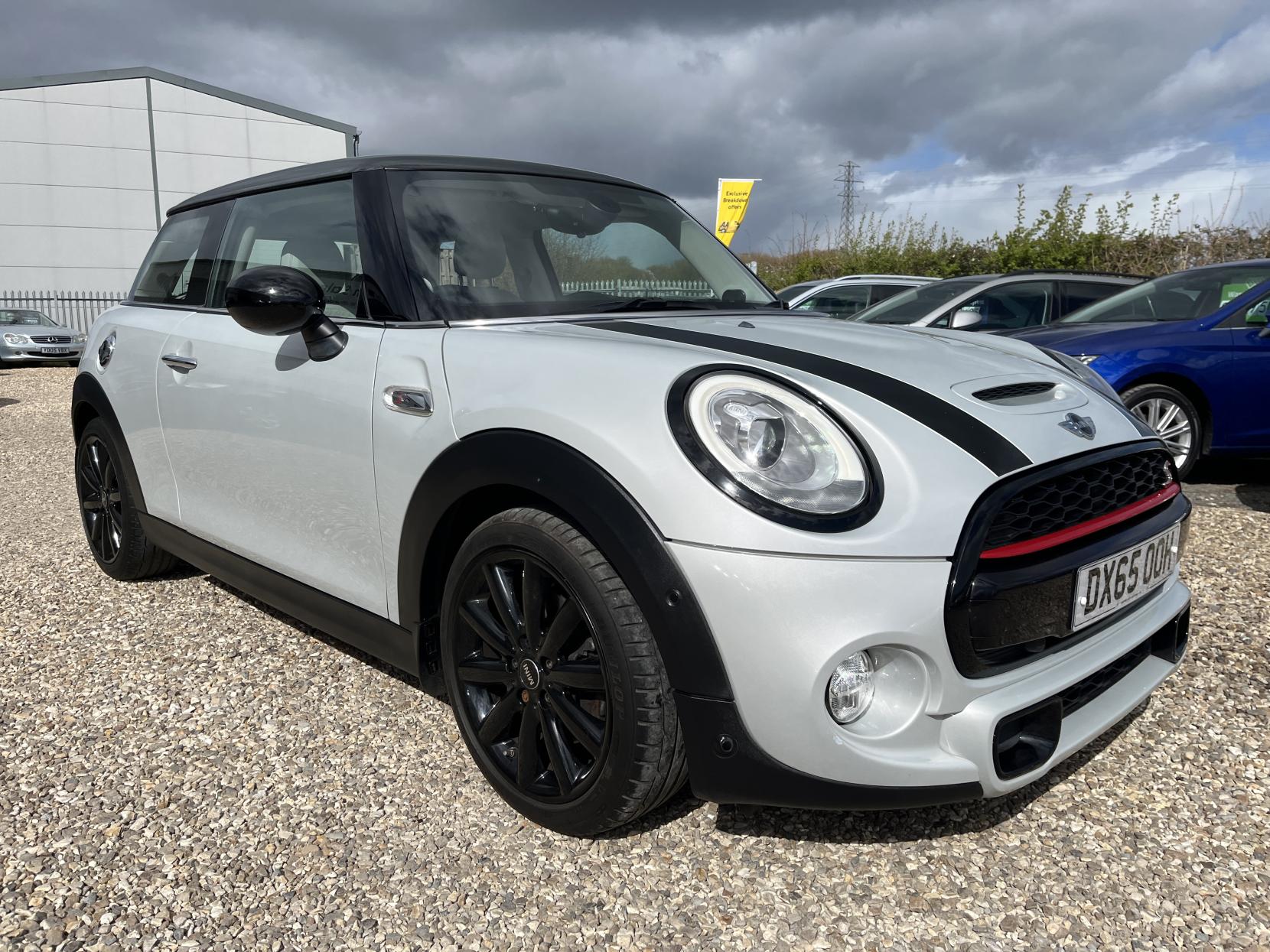 MINI Hatch 2.0 Cooper S Hatchback 3dr Petrol Auto Euro 6 (s/s) (192 ps)