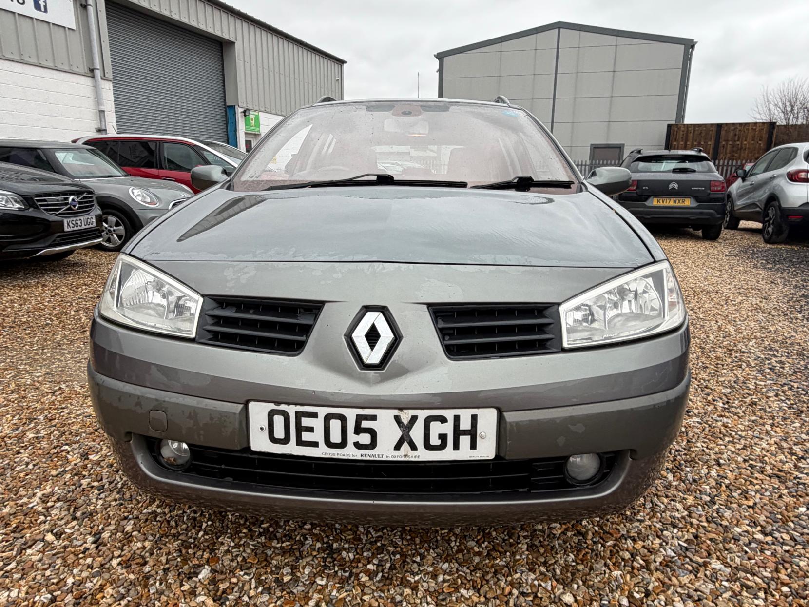 Renault Megane 1.9 dCi FAP Dynamique Estate 5dr Diesel Manual (154 g/km, 130 bhp)